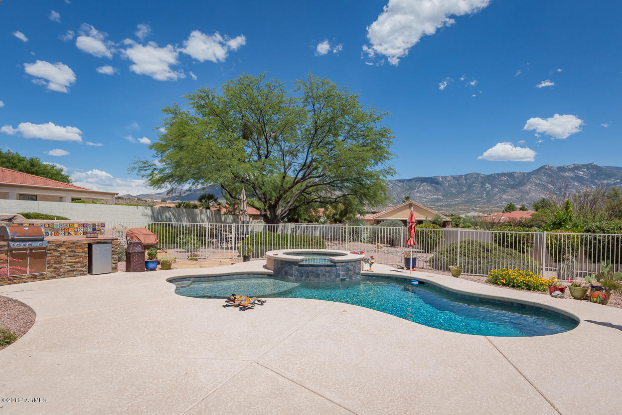 Saddlebrooke - Residential