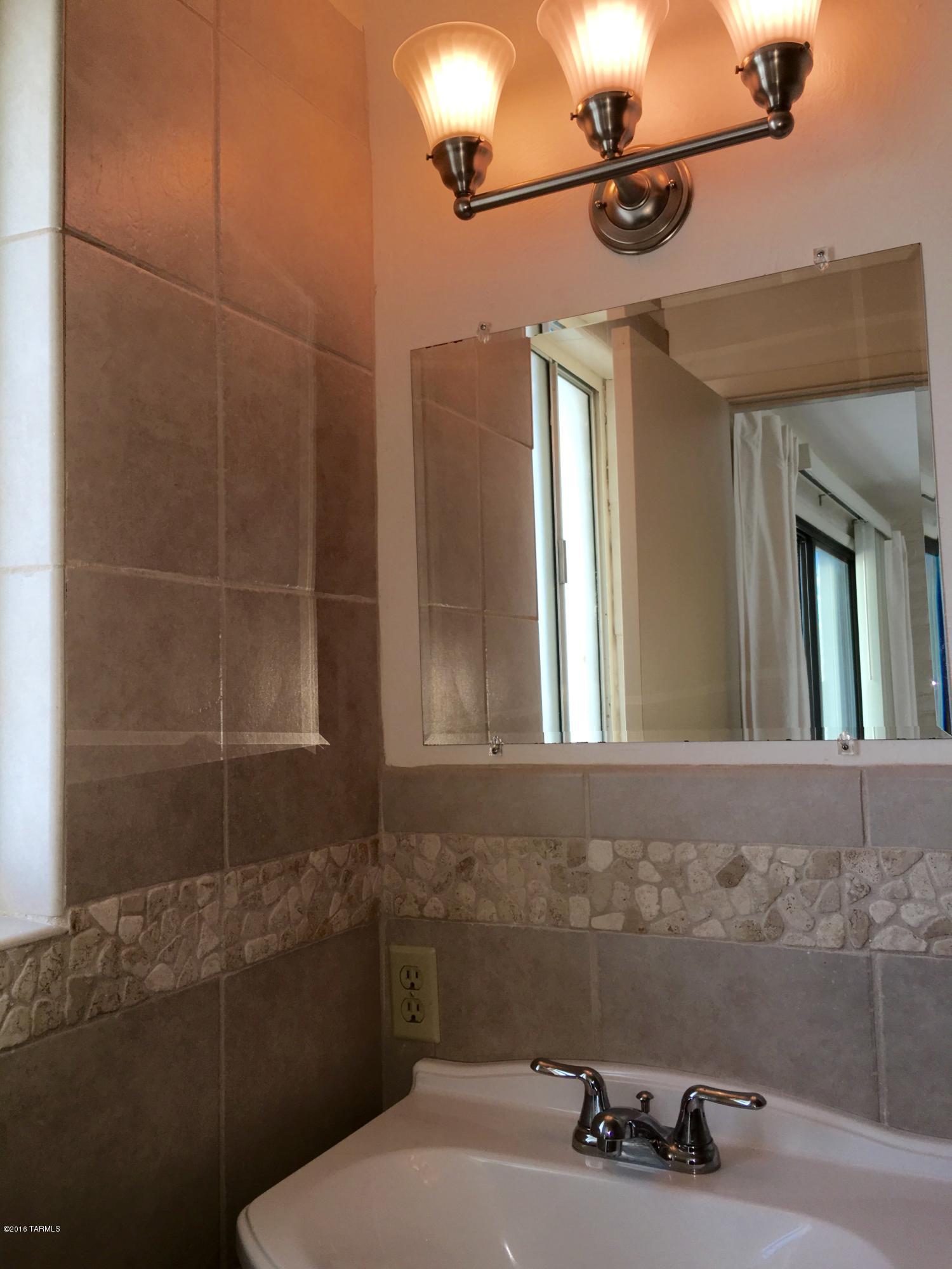 Rancho Catalina(107-221) - Residential