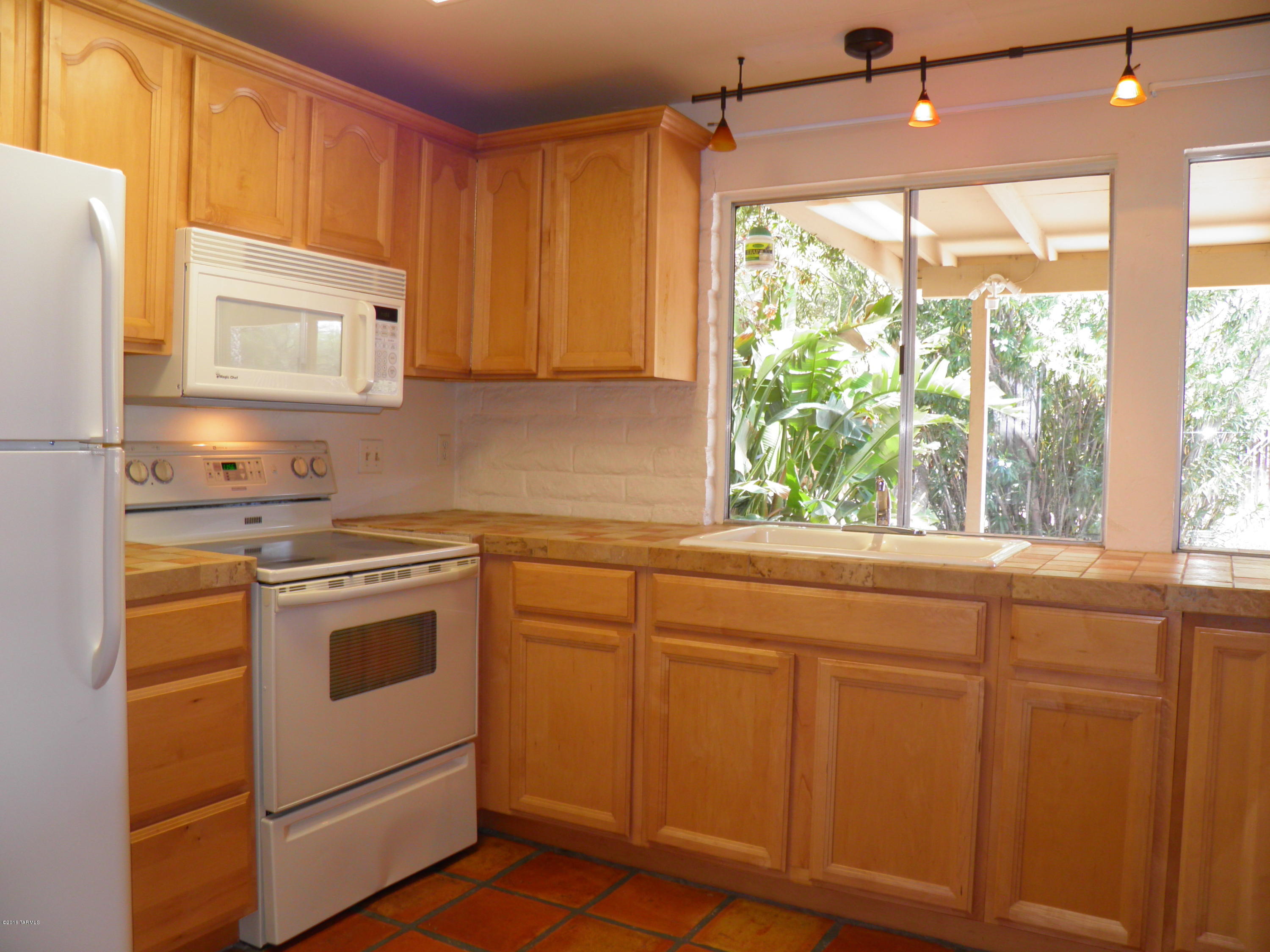 Rancho Catalina(107-221) - Residential