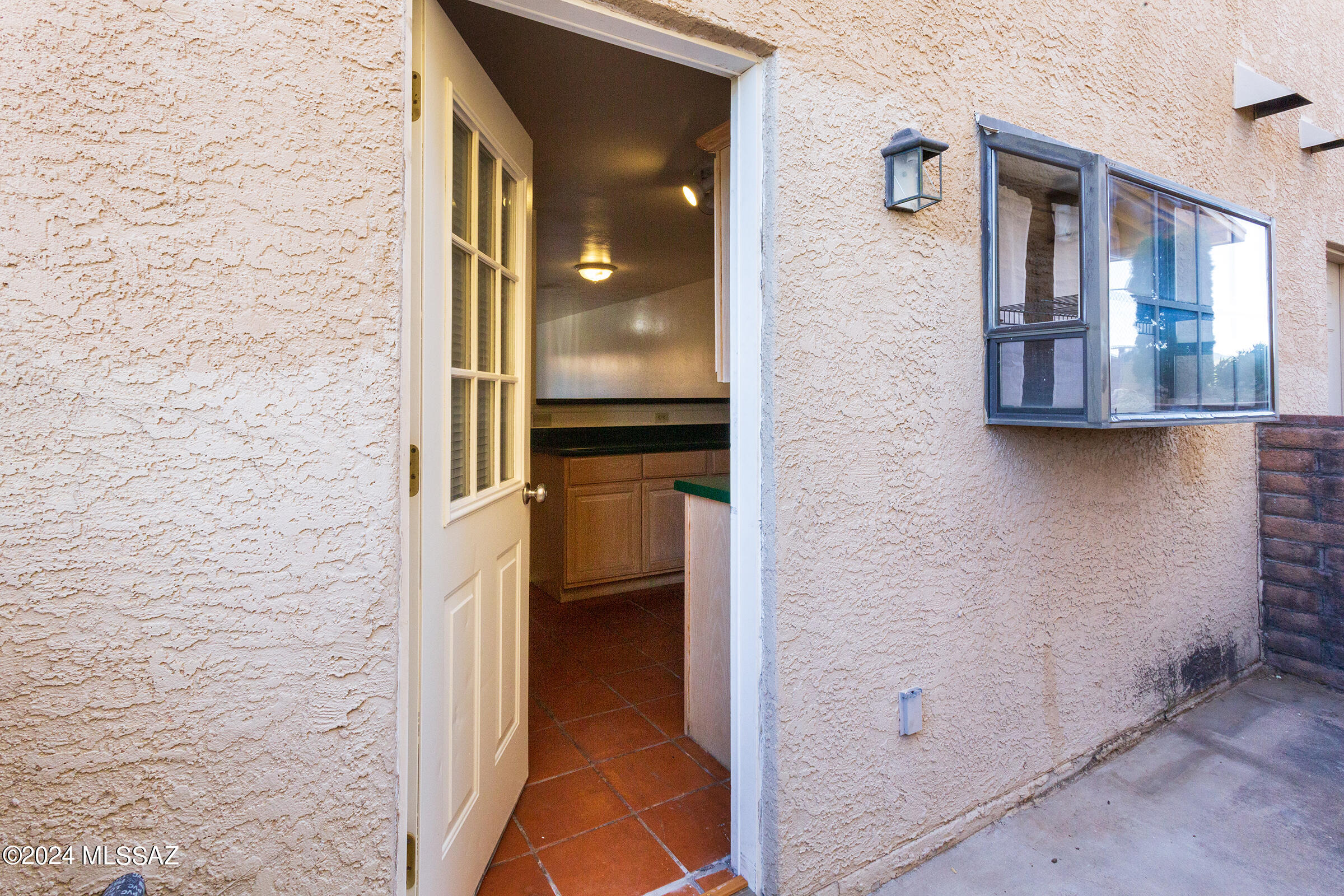 Rolling Hills - Residential Lease