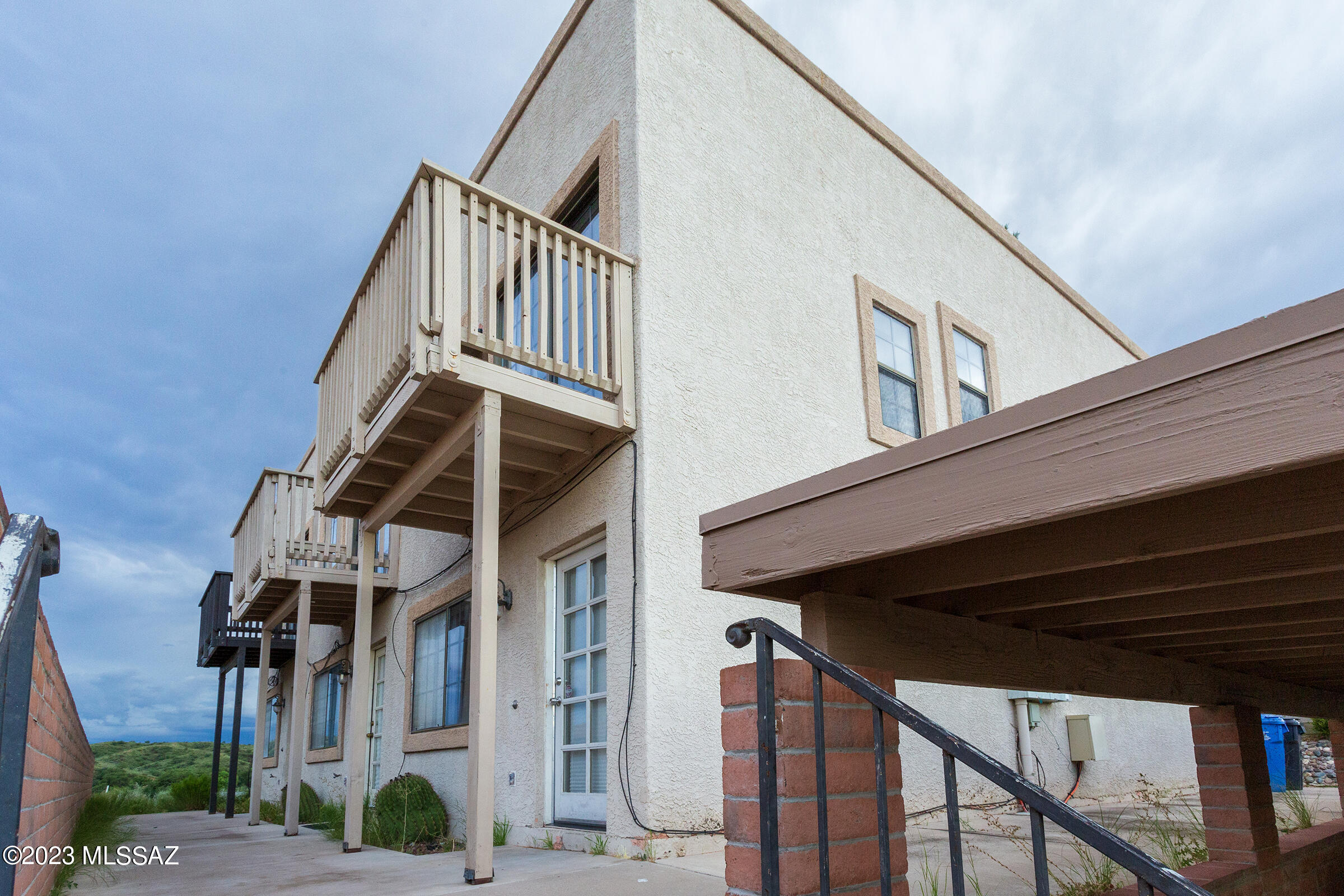 Rolling Hills - Residential Lease
