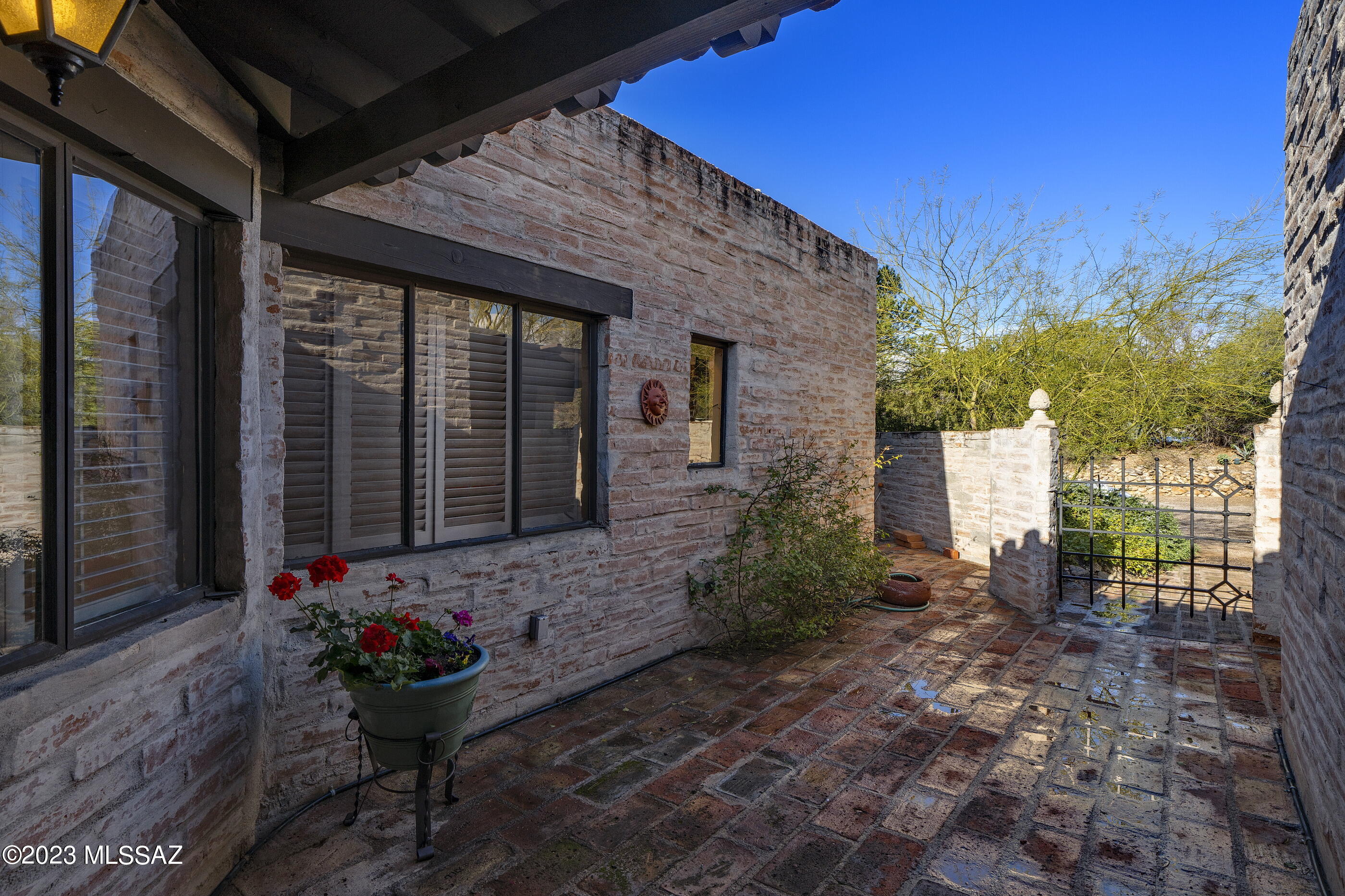 Posada Real Townhomes (1-16) - Residential
