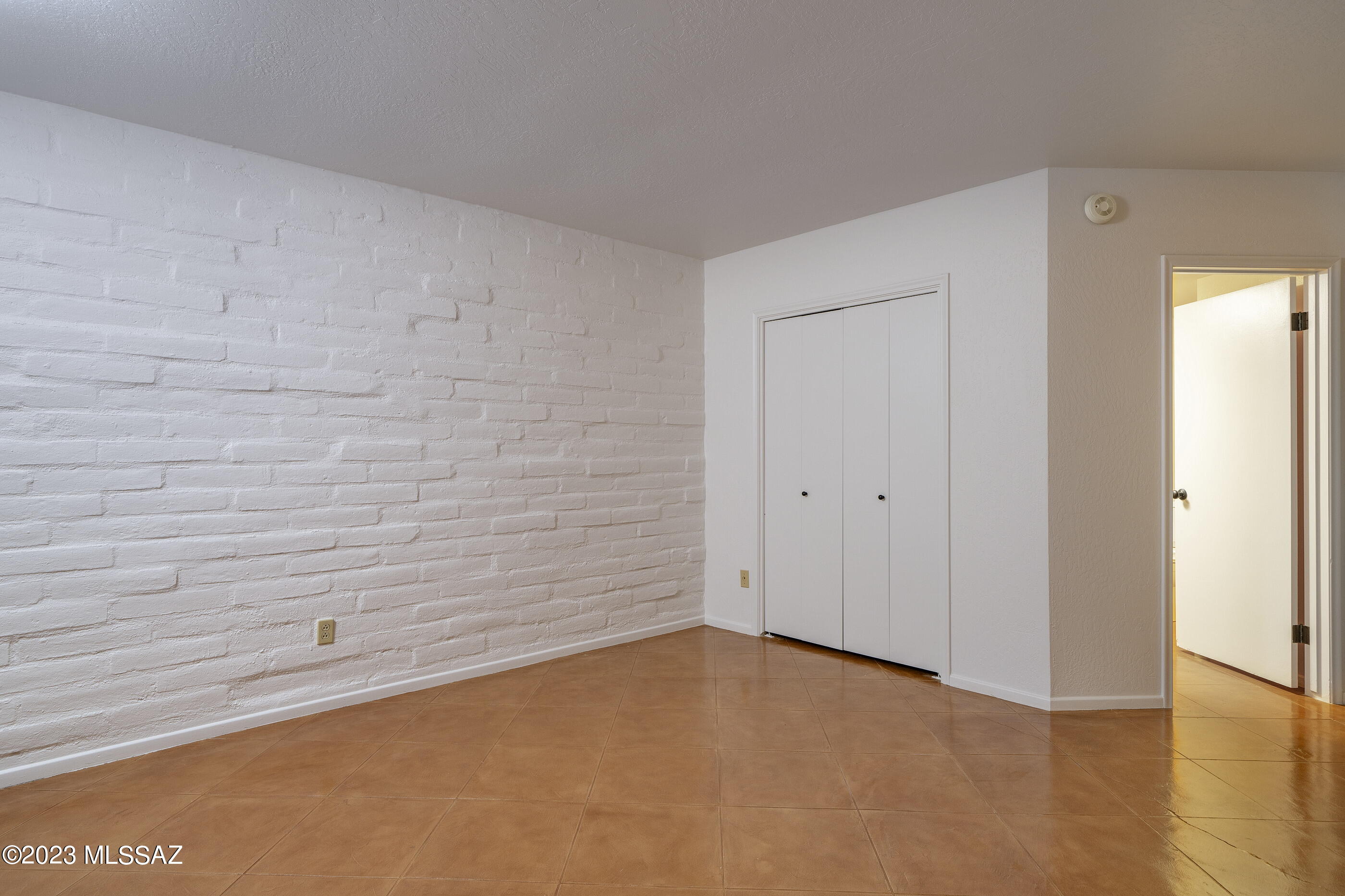 Posada Real Townhomes (1-16) - Residential