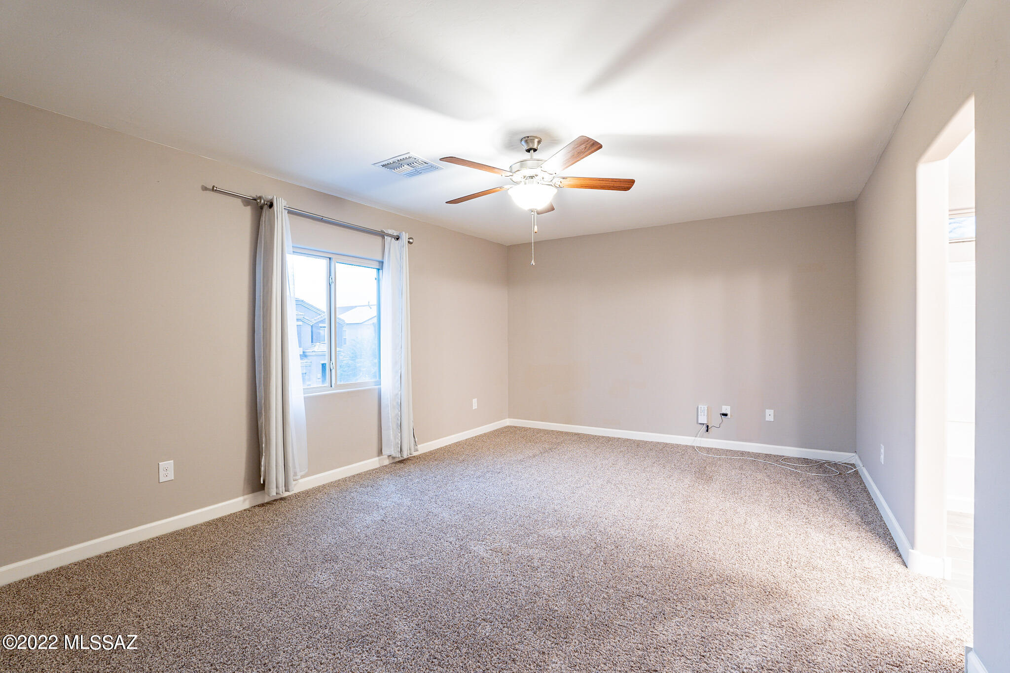 Vista Del Lago Norte SQ20140780198 - Residential