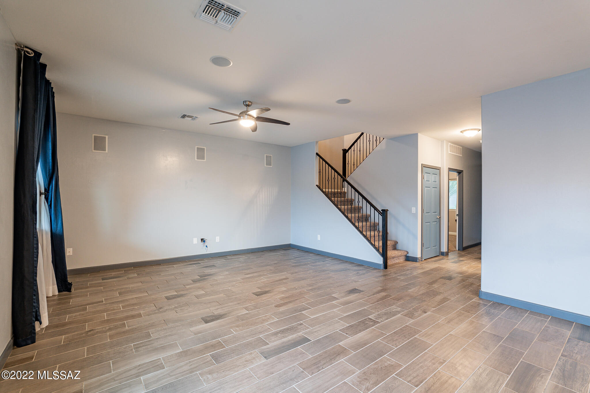 Vista Del Lago Norte SQ20140780198 - Residential