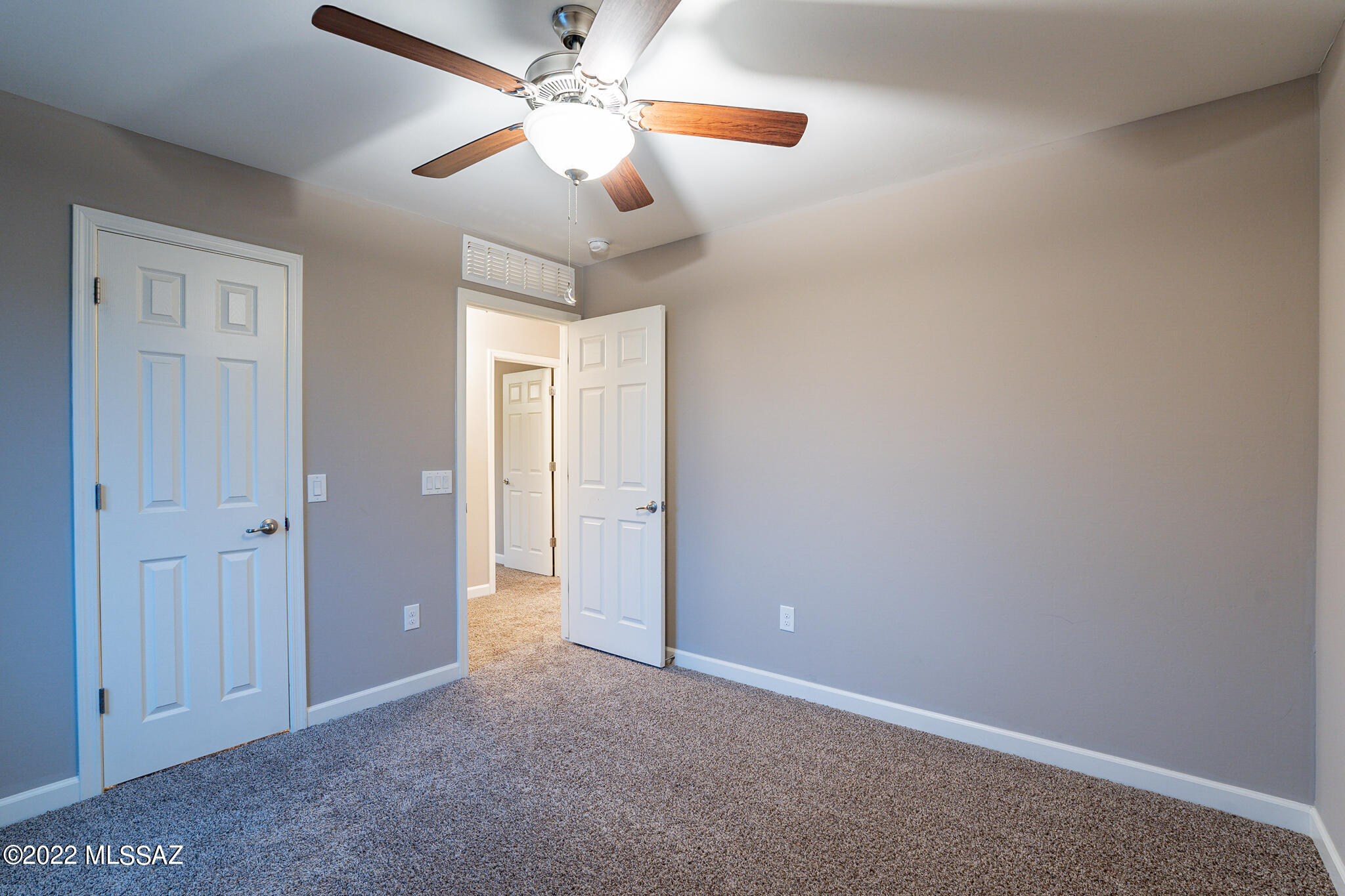 Vista Del Lago Norte SQ20140780198 - Residential
