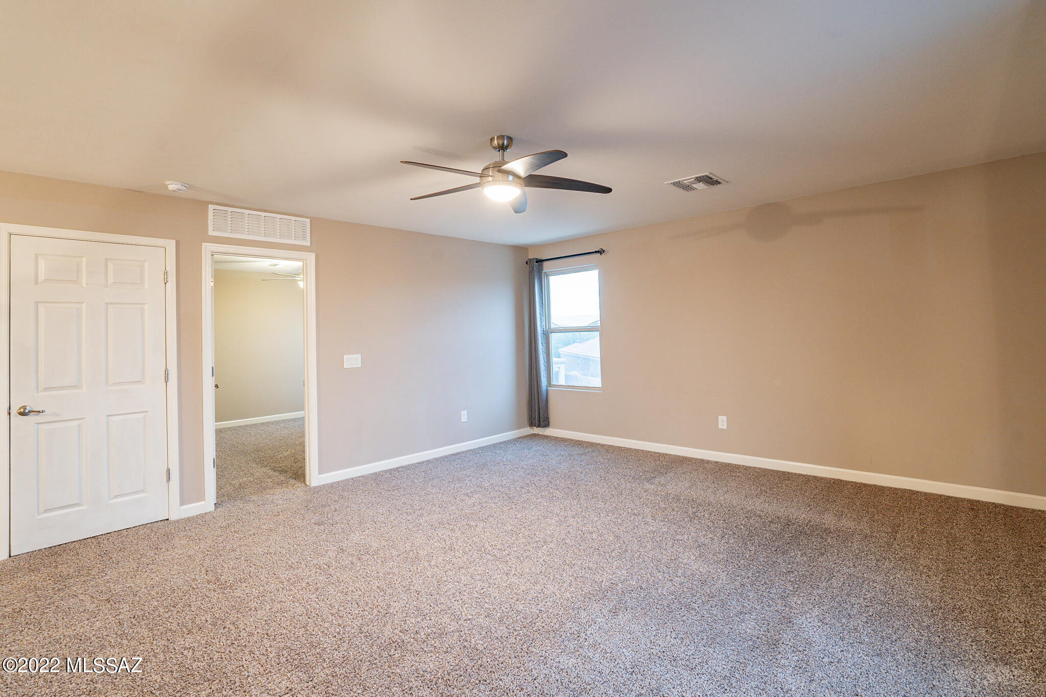 Vista Del Lago Norte SQ20140780198 - Residential