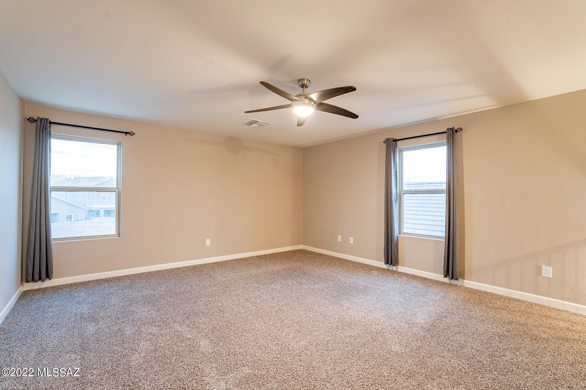 Vista Del Lago Norte SQ20140780198 - Residential