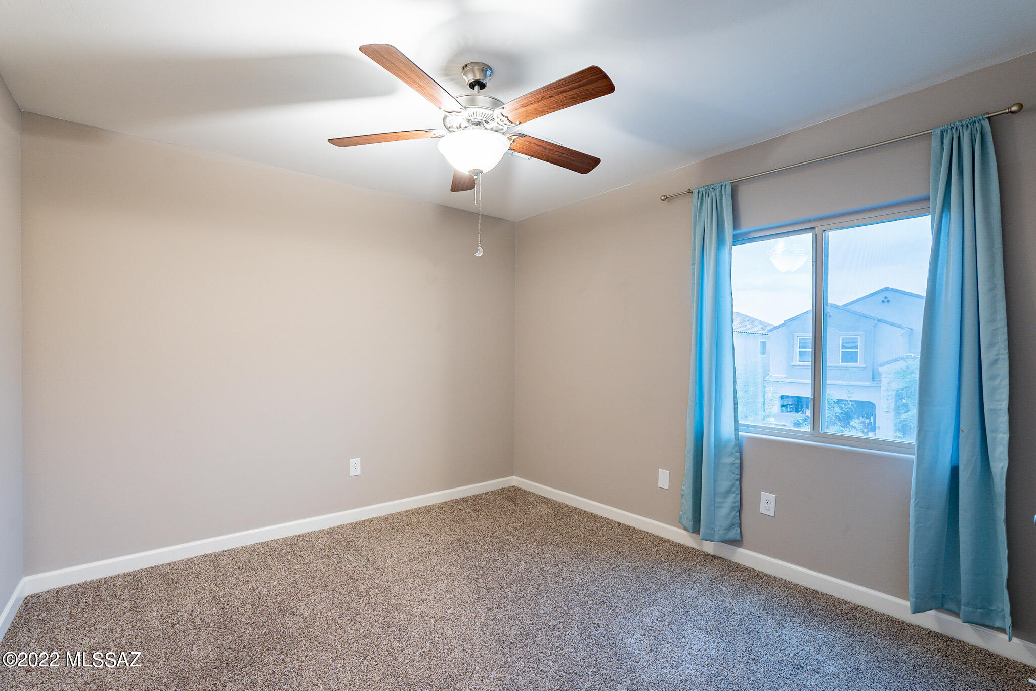 Vista Del Lago Norte SQ20140780198 - Residential