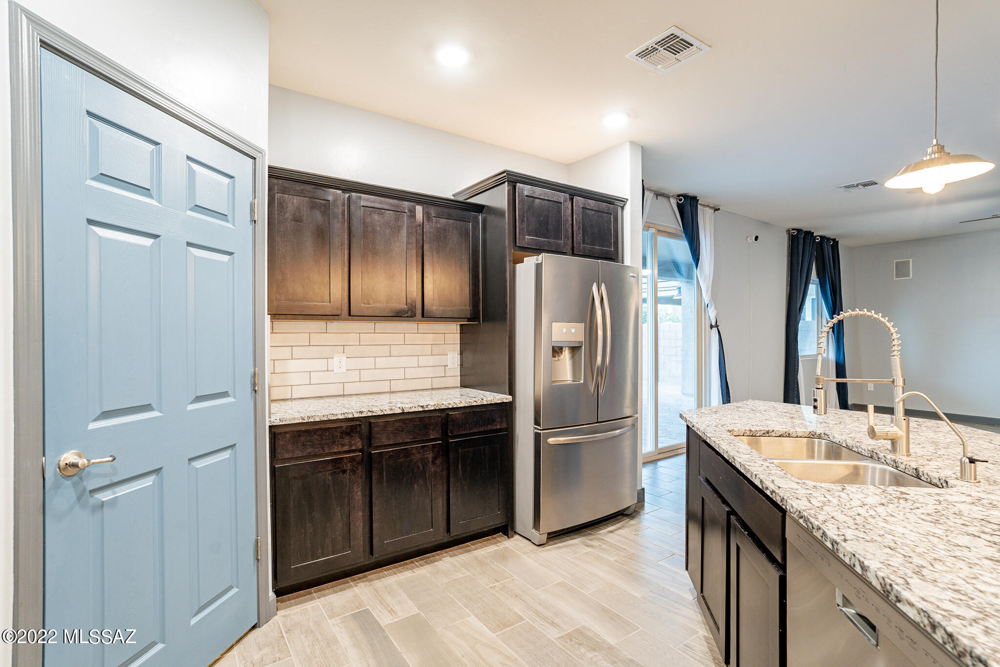 Vista Del Lago Norte SQ20140780198 - Residential