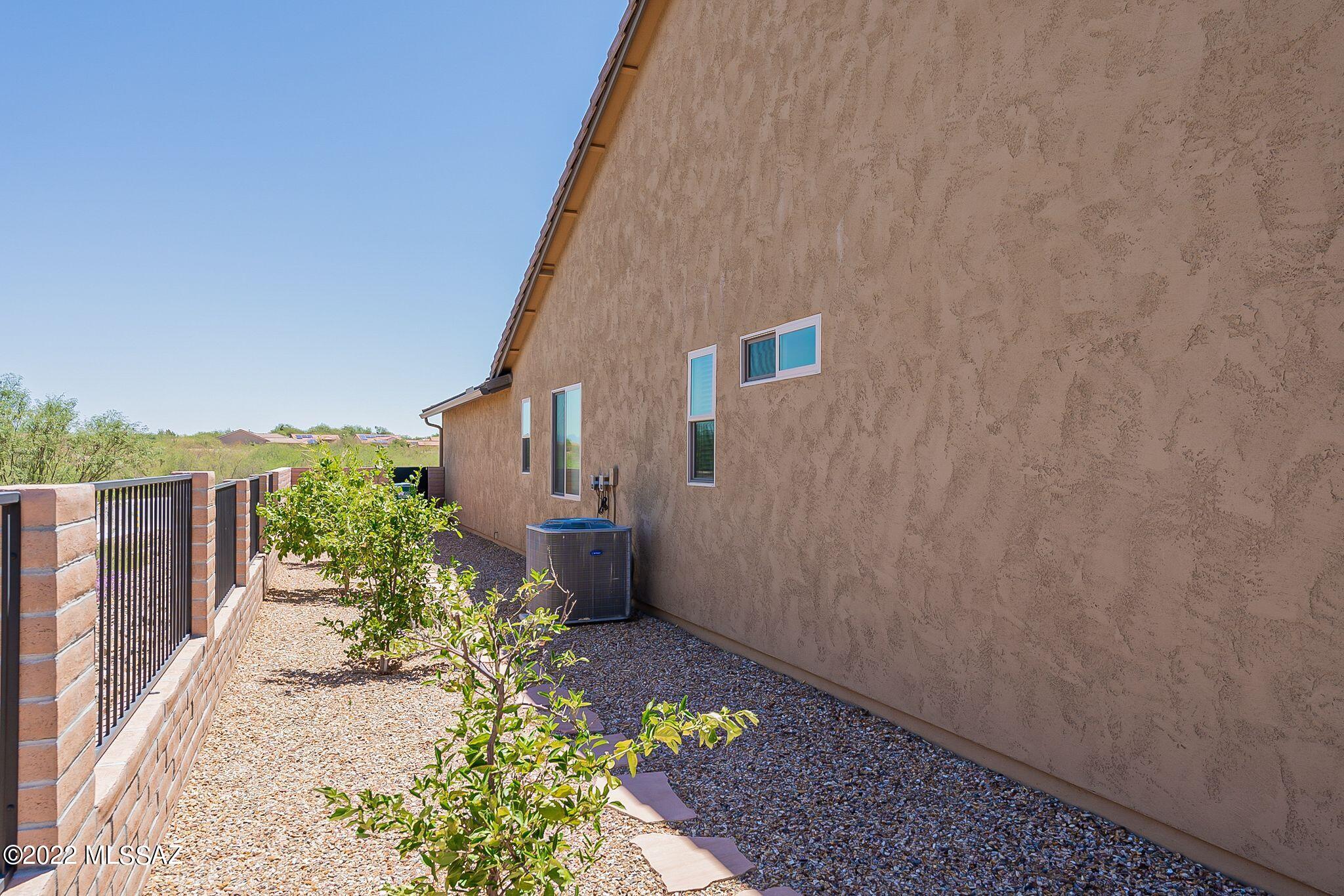 Quail Creek II Unit 33B SQ20161810746 - Residential