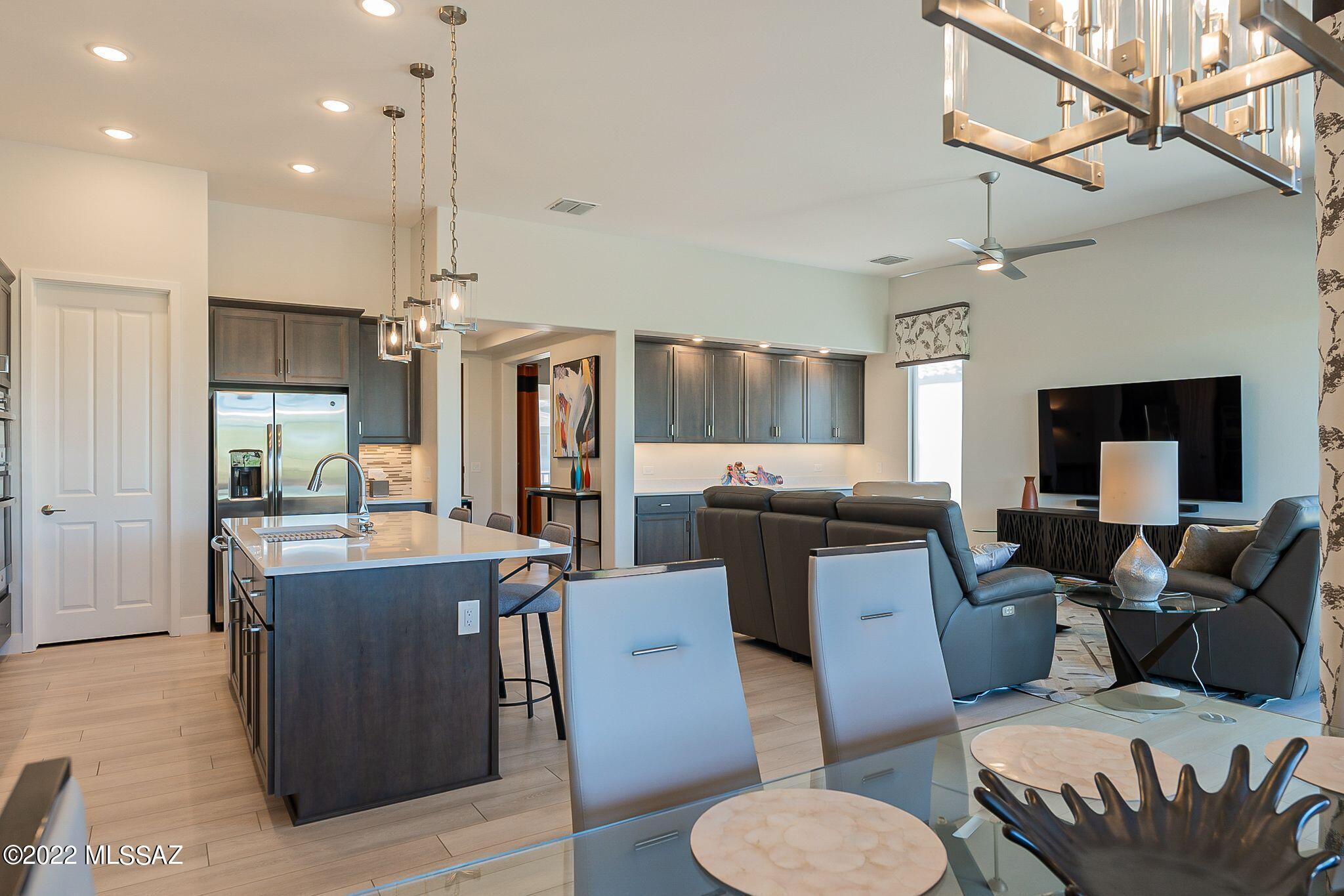 Quail Creek II Unit 33B SQ20161810746 - Residential