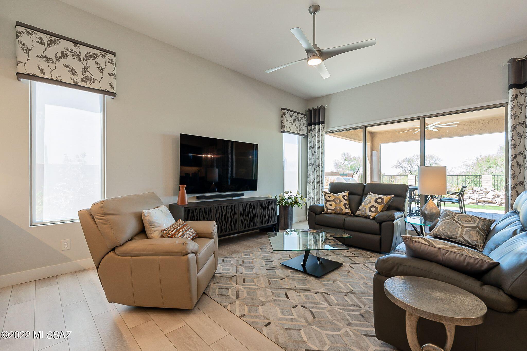 Quail Creek II Unit 33B SQ20161810746 - Residential