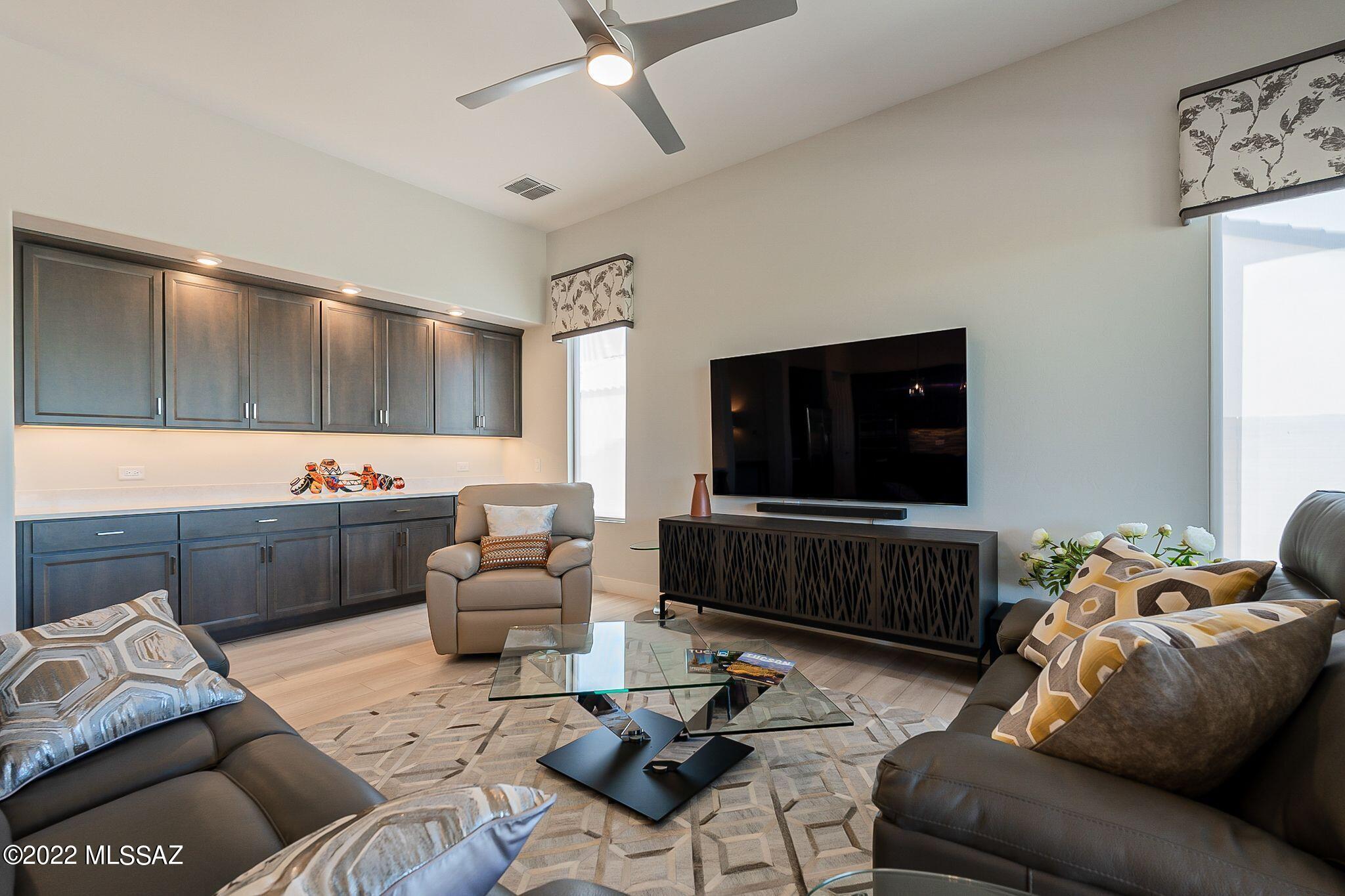Quail Creek II Unit 33B SQ20161810746 - Residential