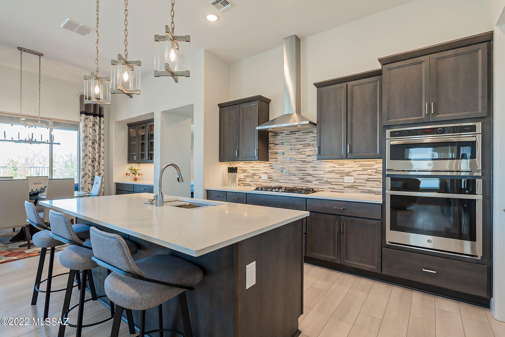 Quail Creek II Unit 33B SQ20161810746 - Residential