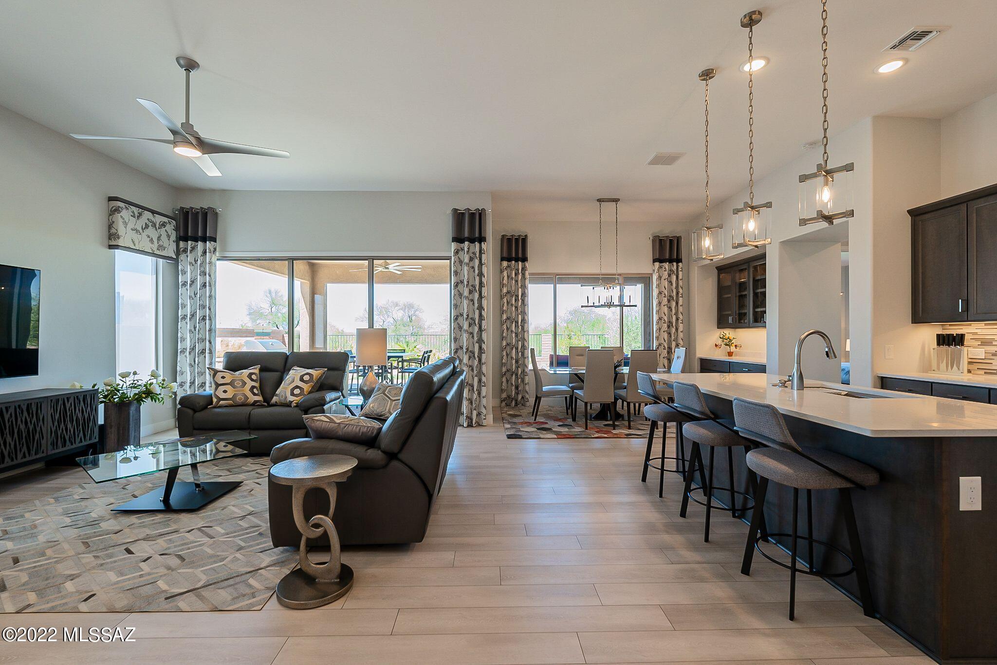 Quail Creek II Unit 33B SQ20161810746 - Residential