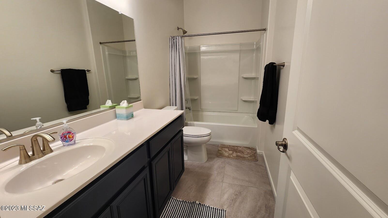 Gladden Farms Block 27 Phase 2 - Residential Lease