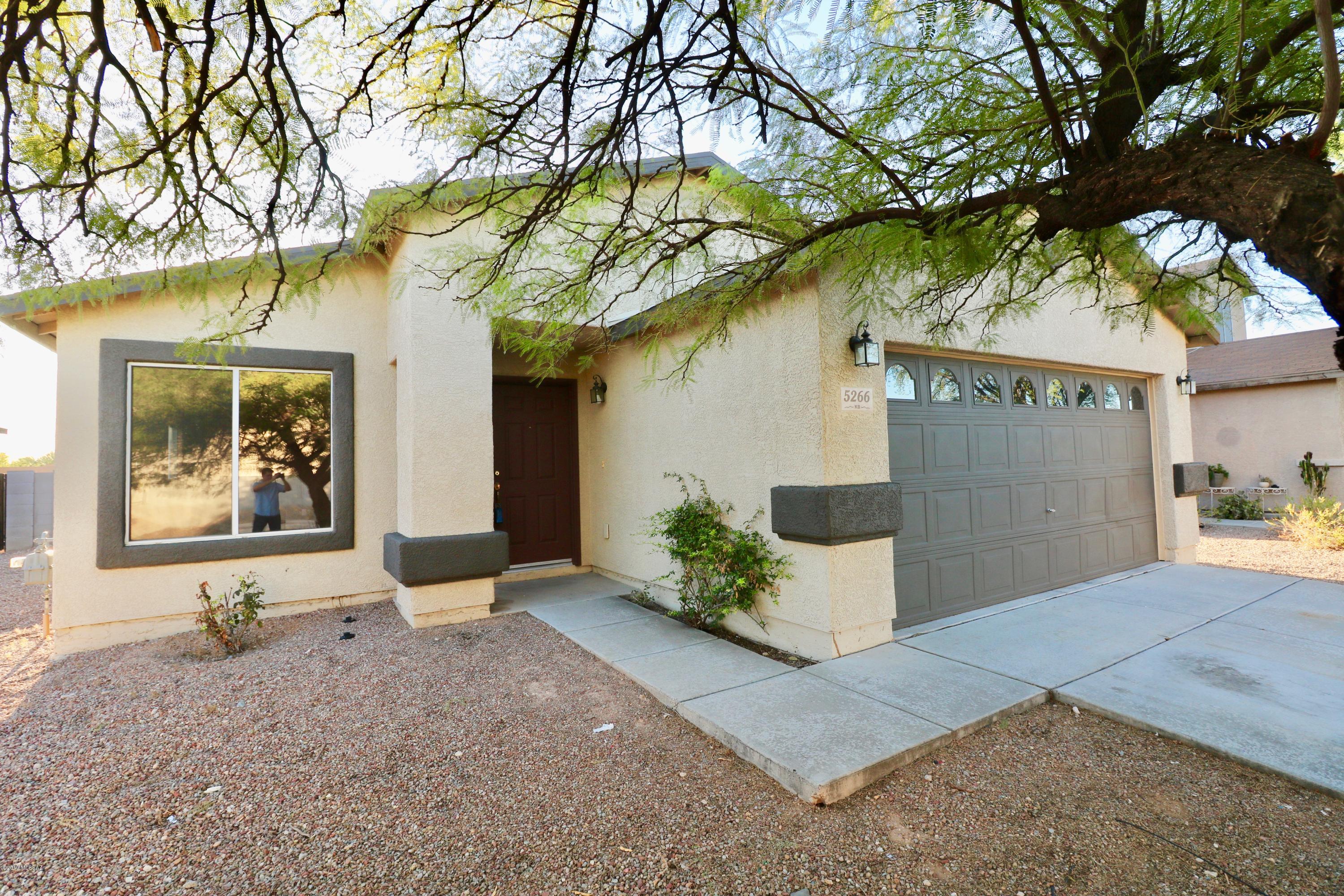 La Tierra Buena (1-207) - Residential