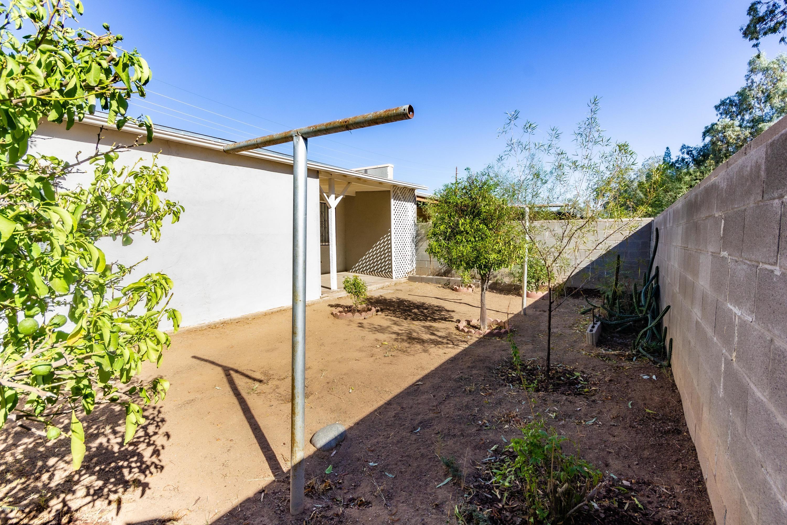 Casas De Santa Maria (1-26) - Residential