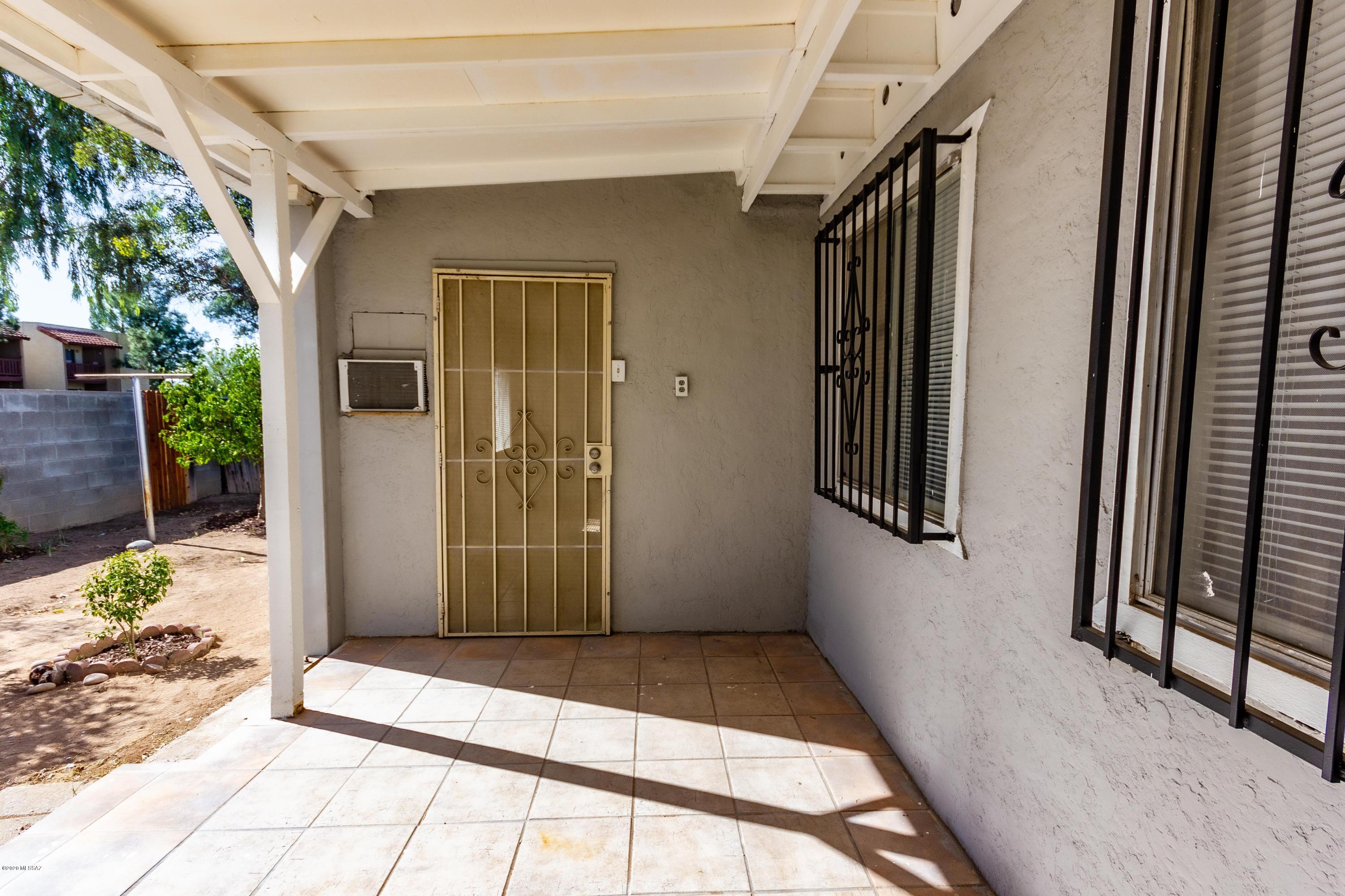 Casas De Santa Maria (1-26) - Residential