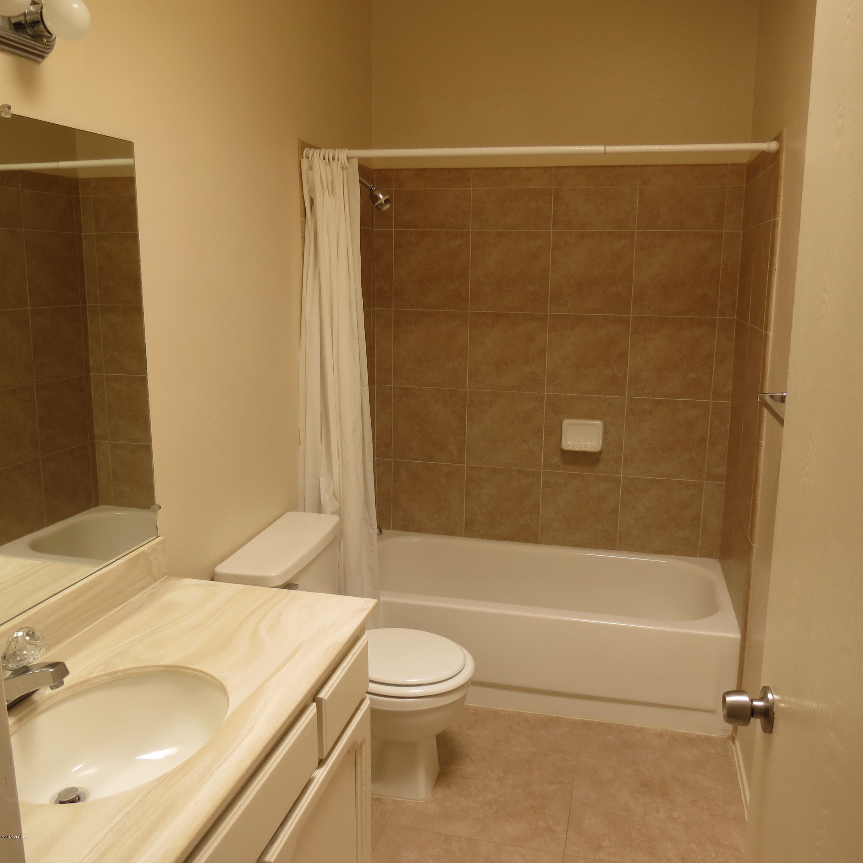 Woodland Villas (1-46) - Residential Lease