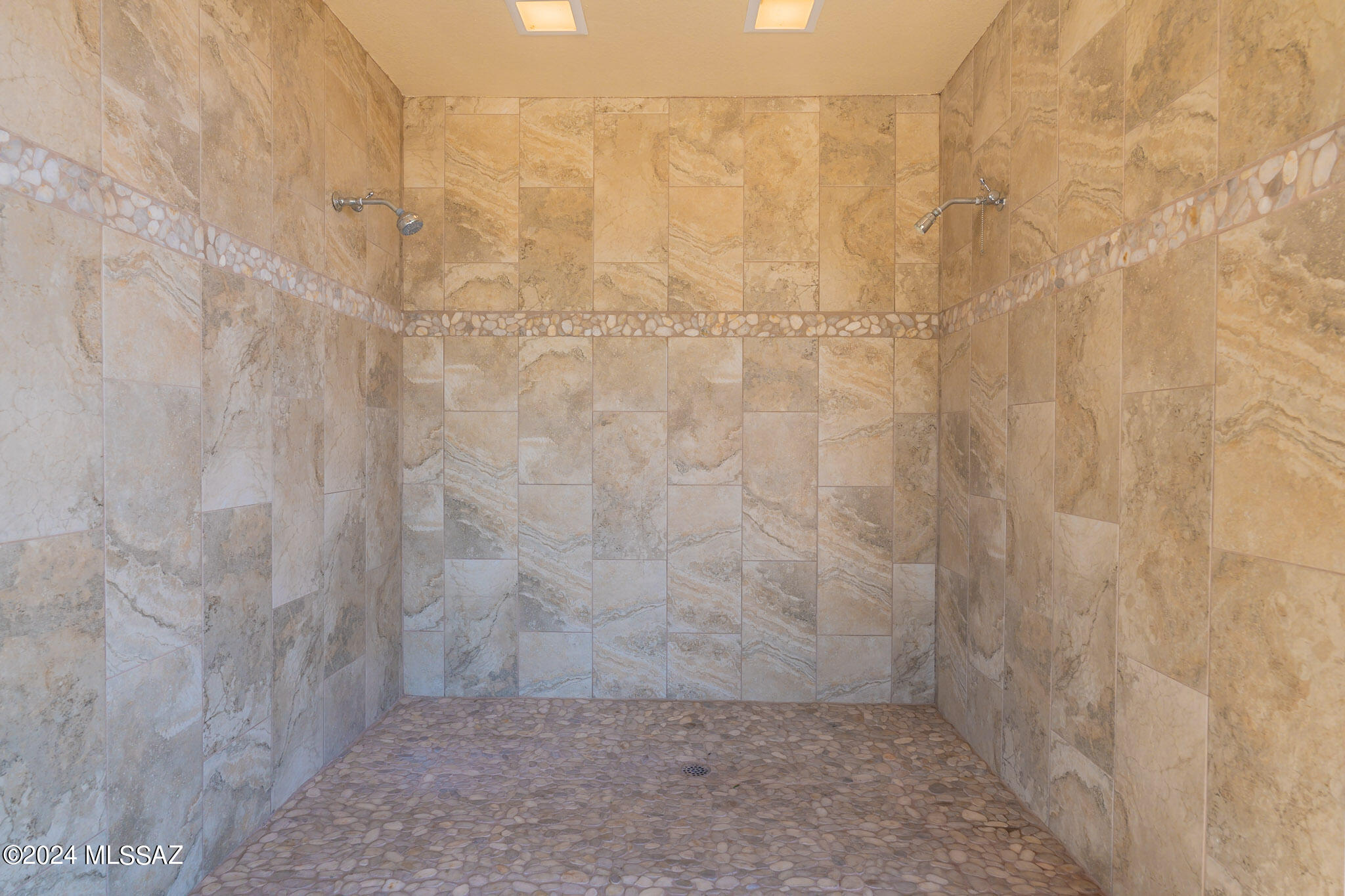 Villa Balboa (1-109) - Residential