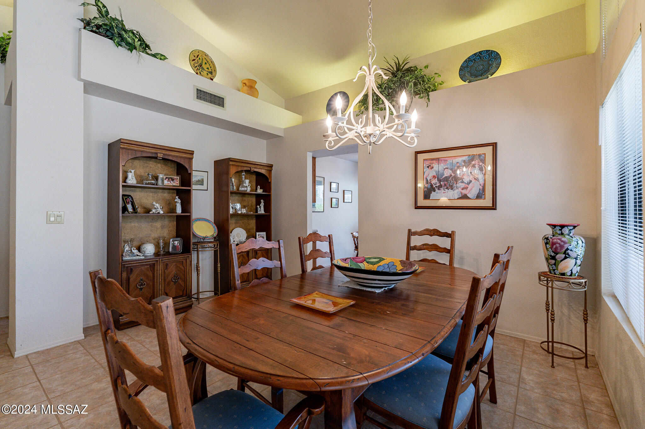 Villa Balboa (1-109) - Residential