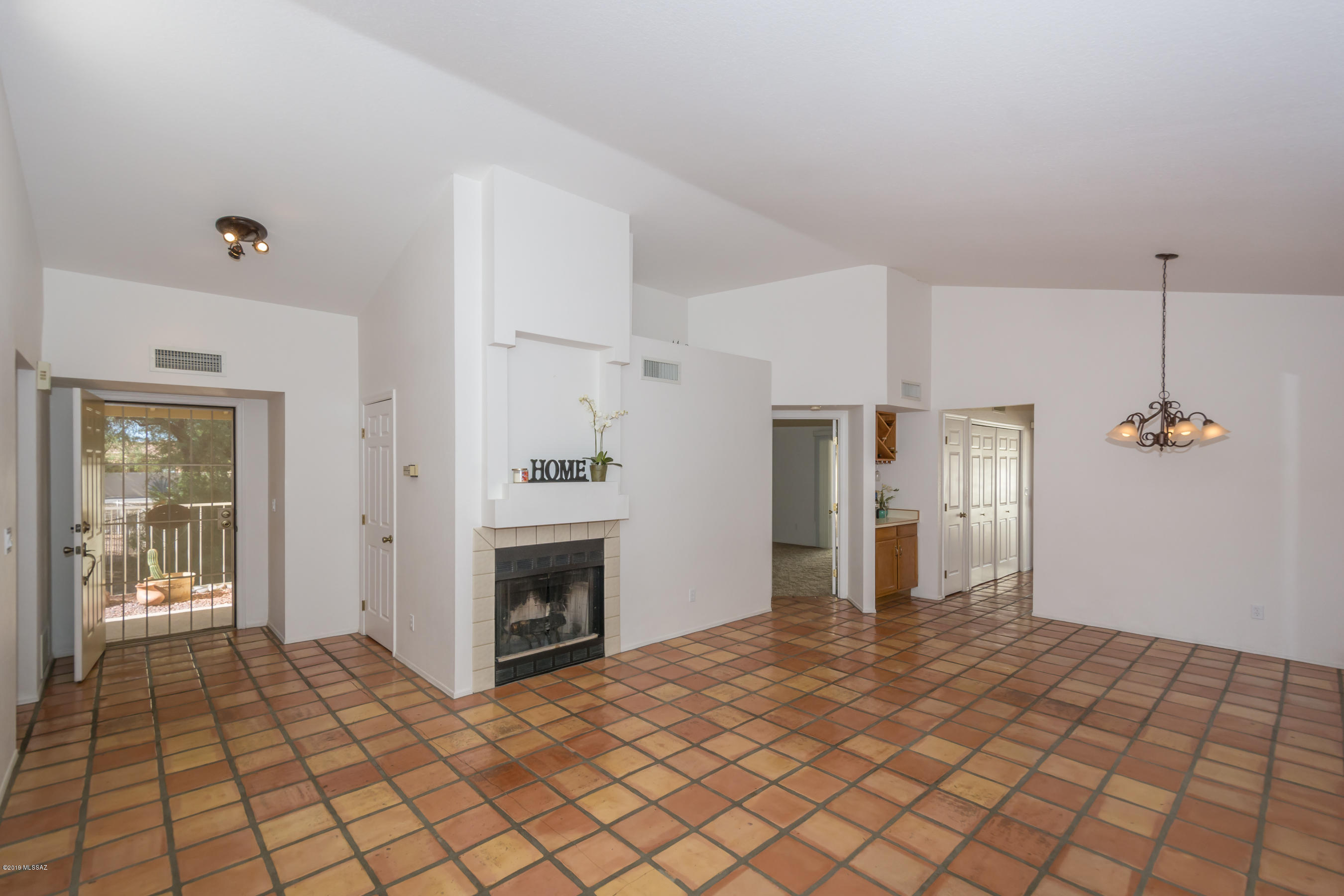 Villa Balboa (1-109) - Residential