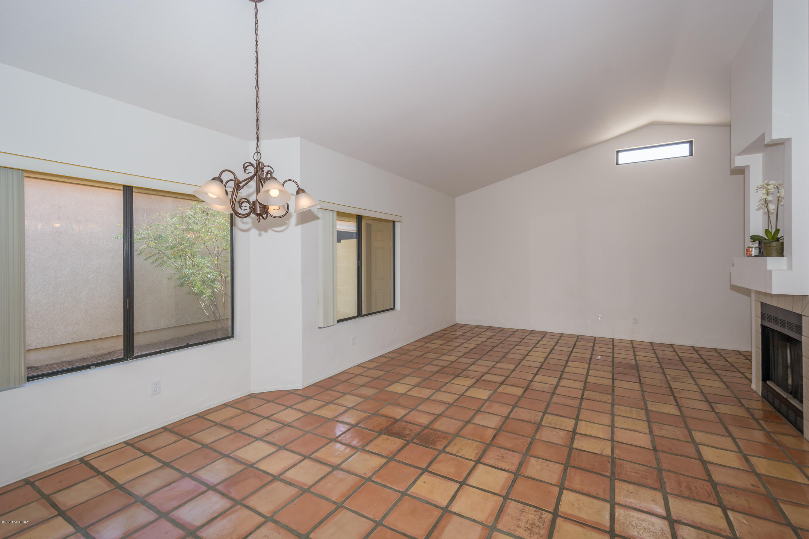 Villa Balboa (1-109) - Residential