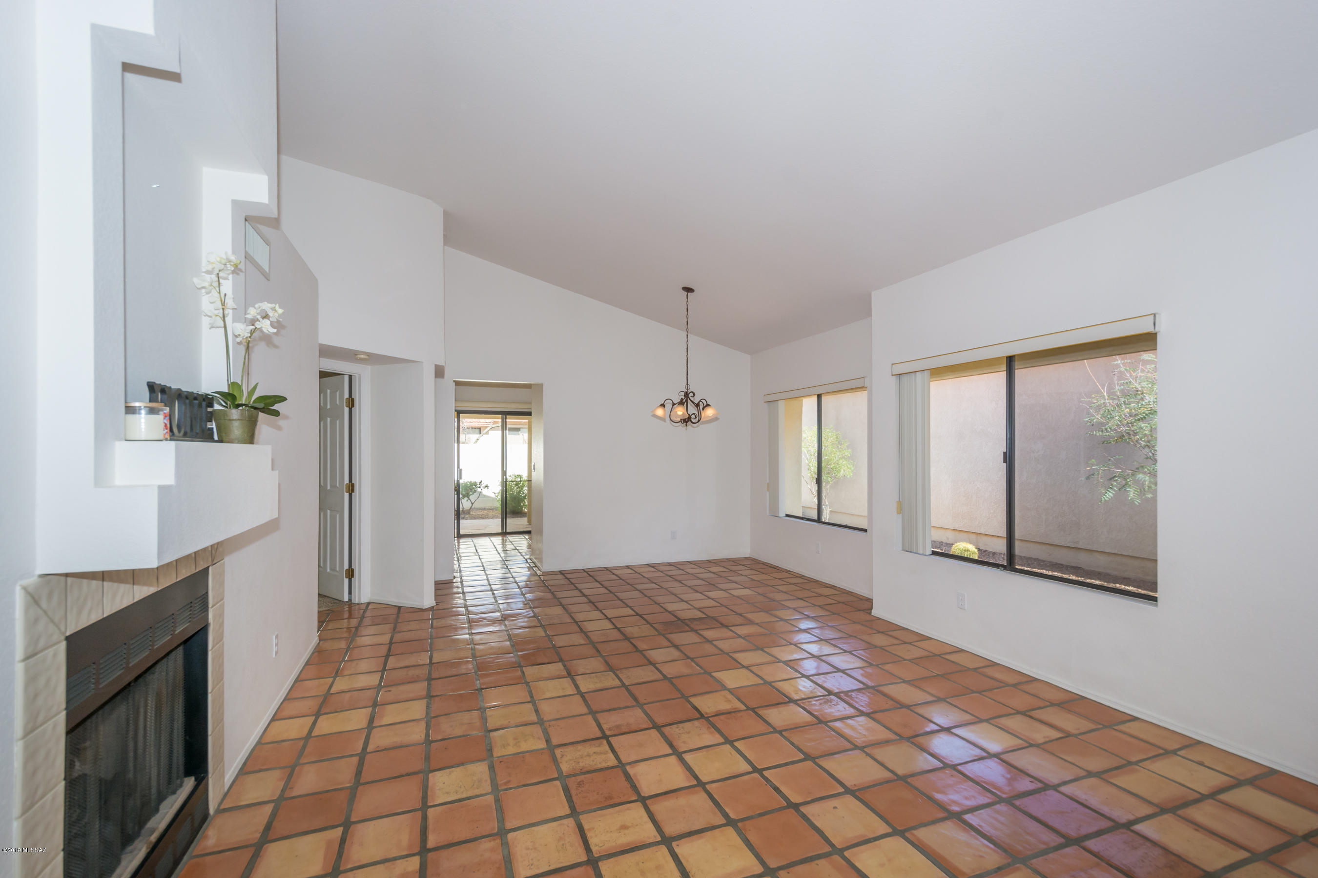 Villa Balboa (1-109) - Residential