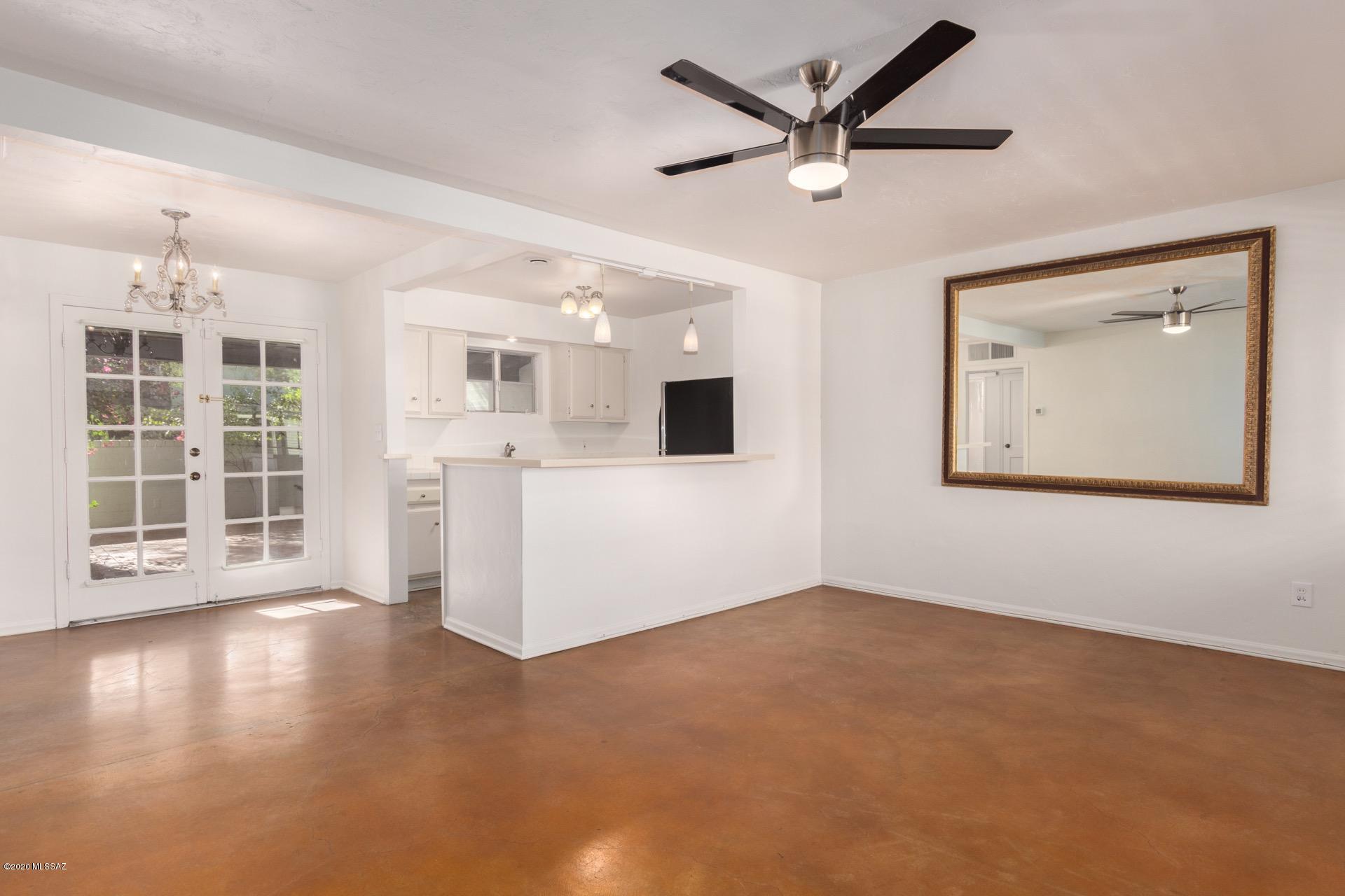 El Encanto Apartments - Residential
