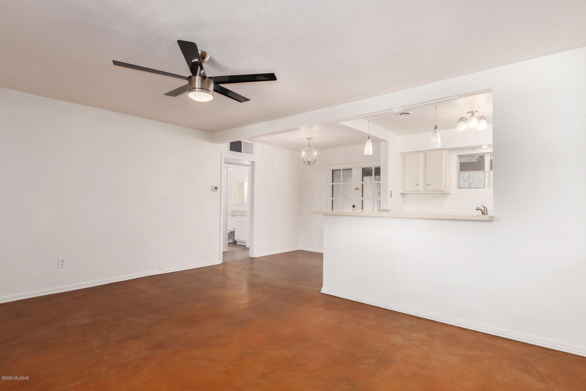 El Encanto Apartments - Residential