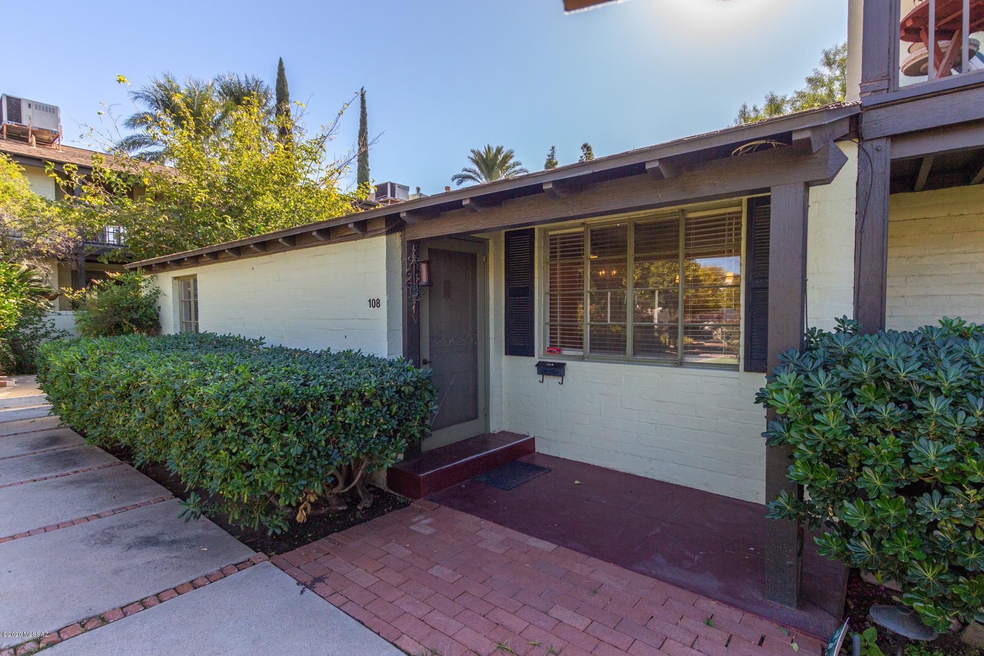 El Encanto Apartments - Residential