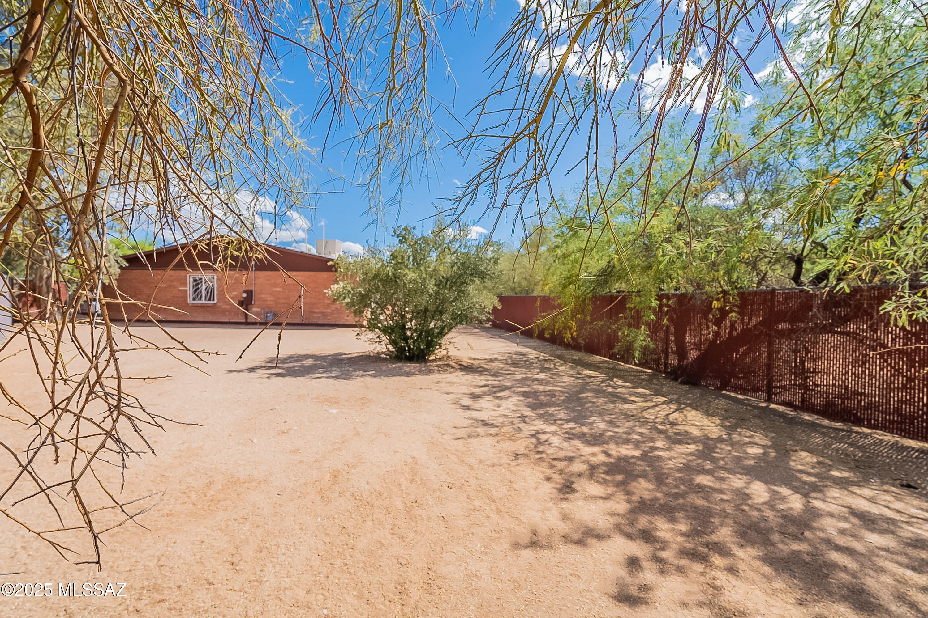 Quail Hollow (1-18) - Residential