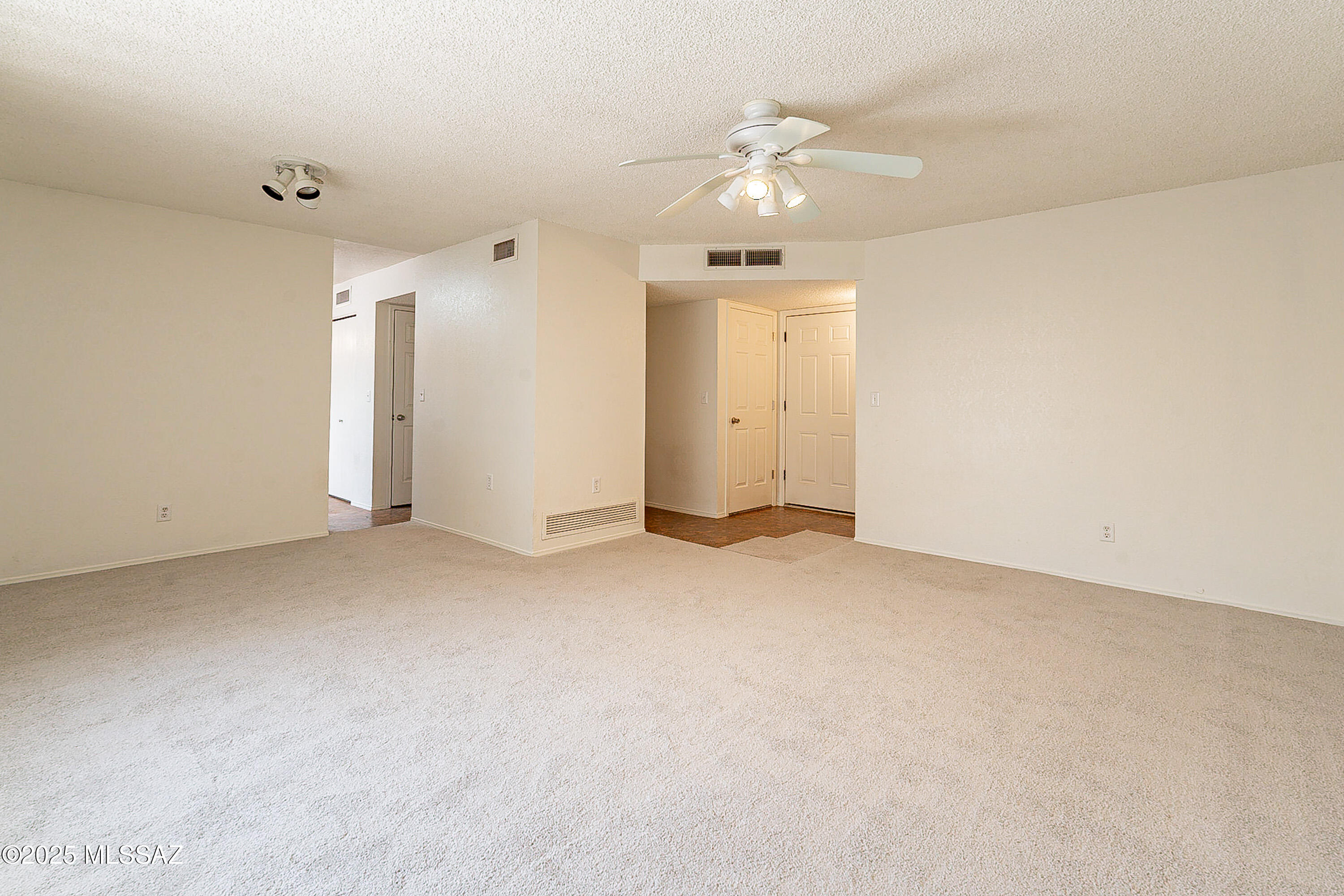 Quail Hollow (1-18) - Residential