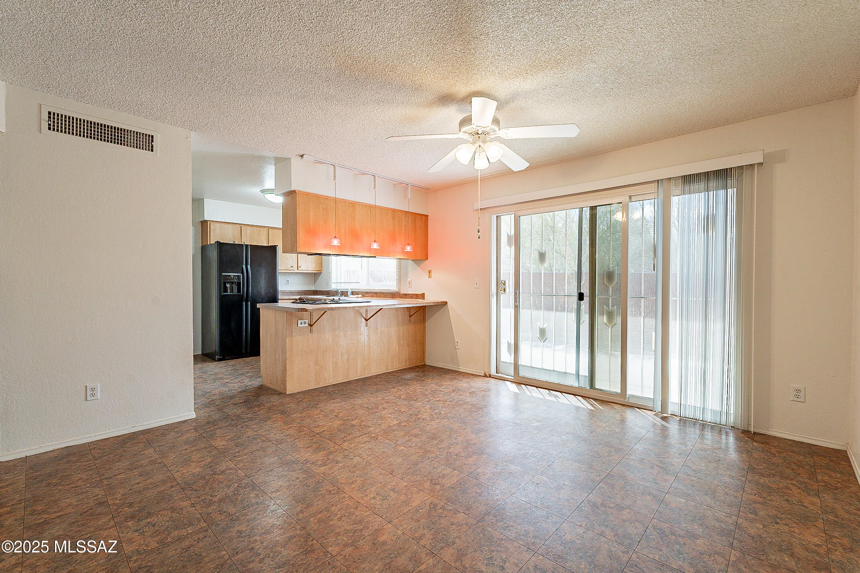 Quail Hollow (1-18) - Residential