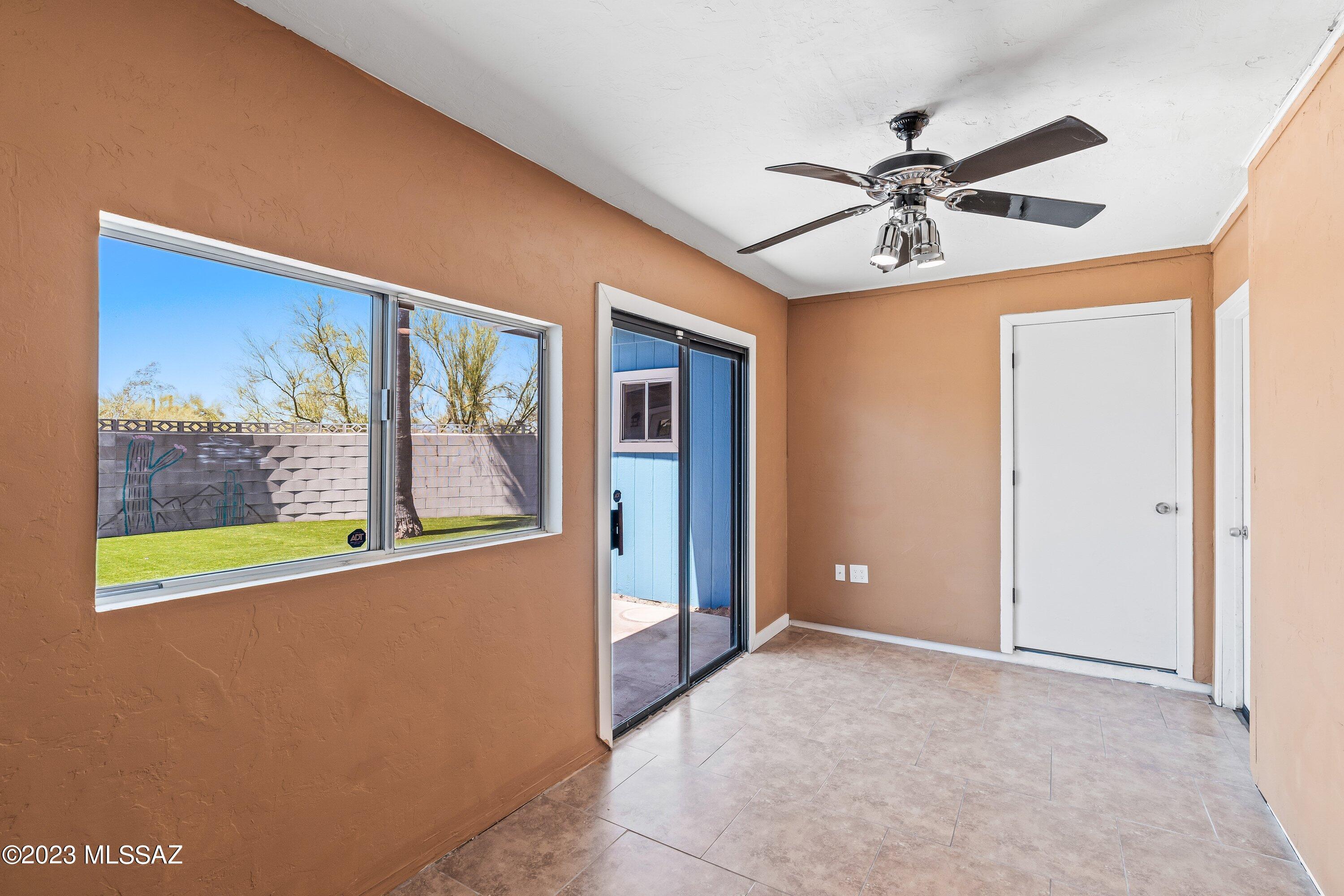 Casas Adobes No.2 (439-520) - Residential