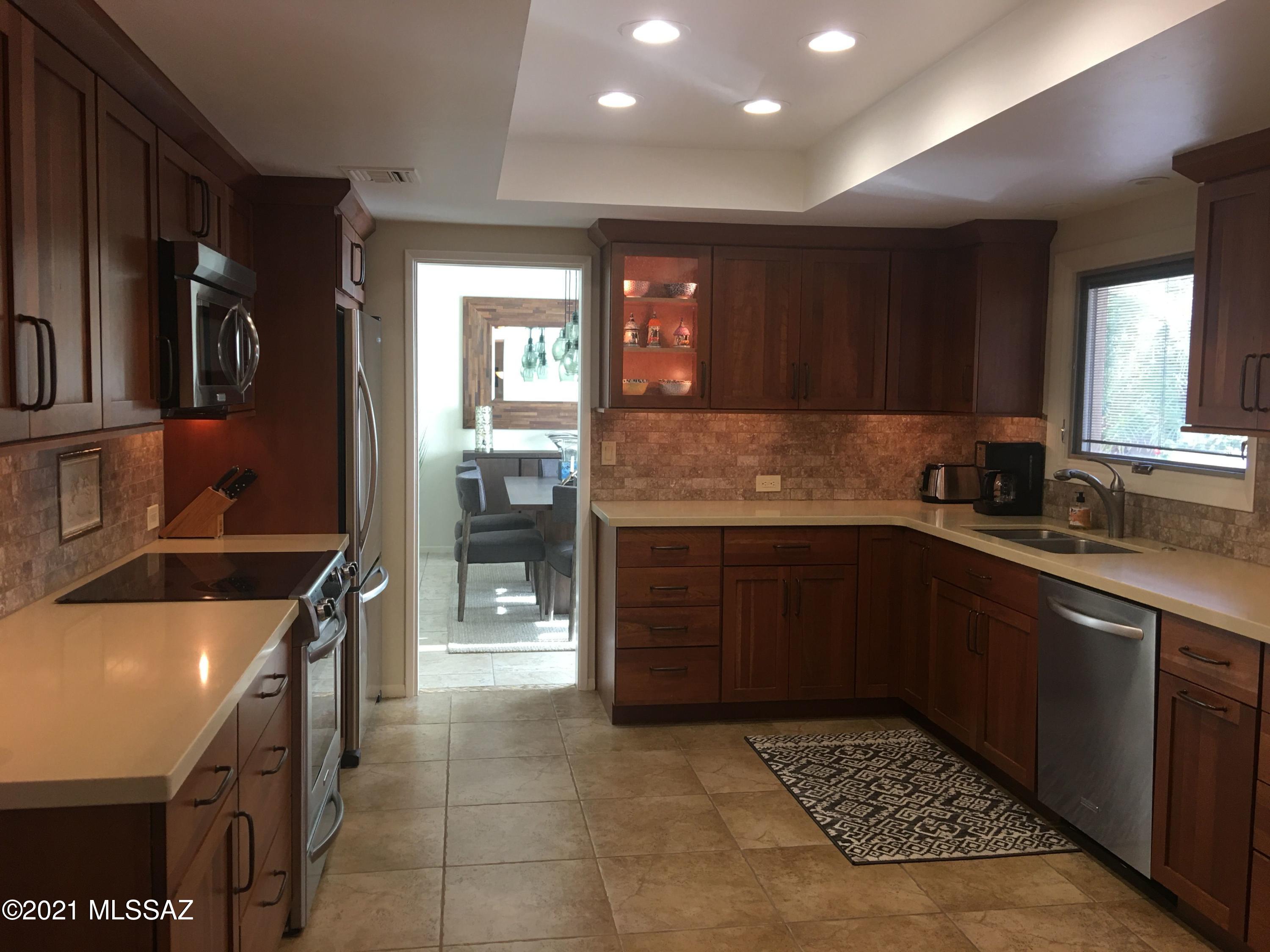 Casas Del Oro Norte (89-130) - Residential