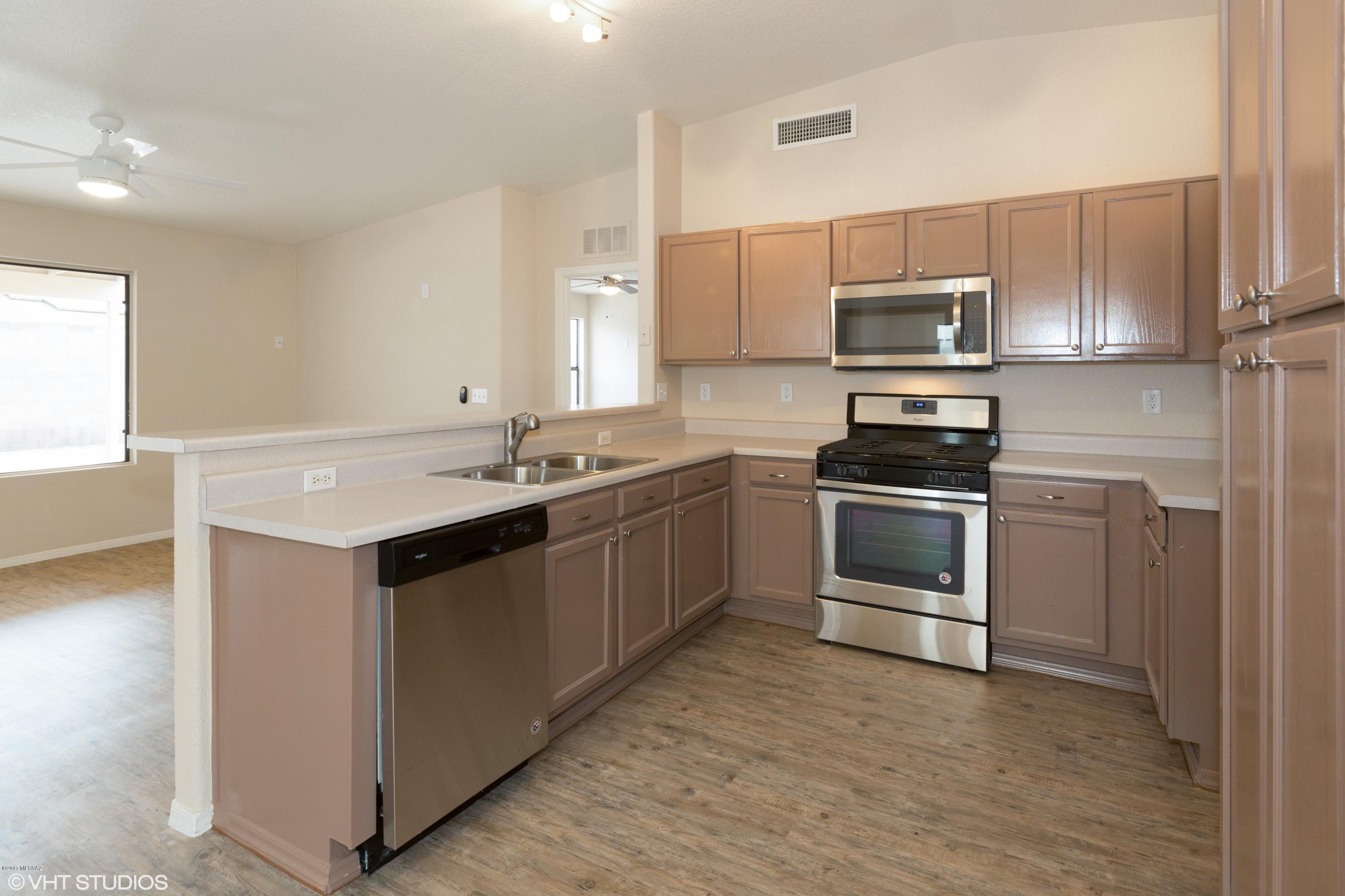 Oakmore At Midvale (66-90,114-120,129-134,151-198) - Residential