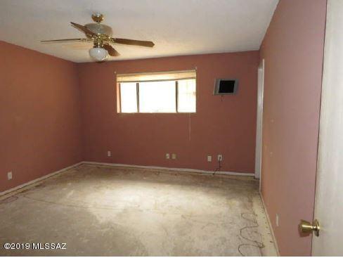 Unsubdivided - Residential