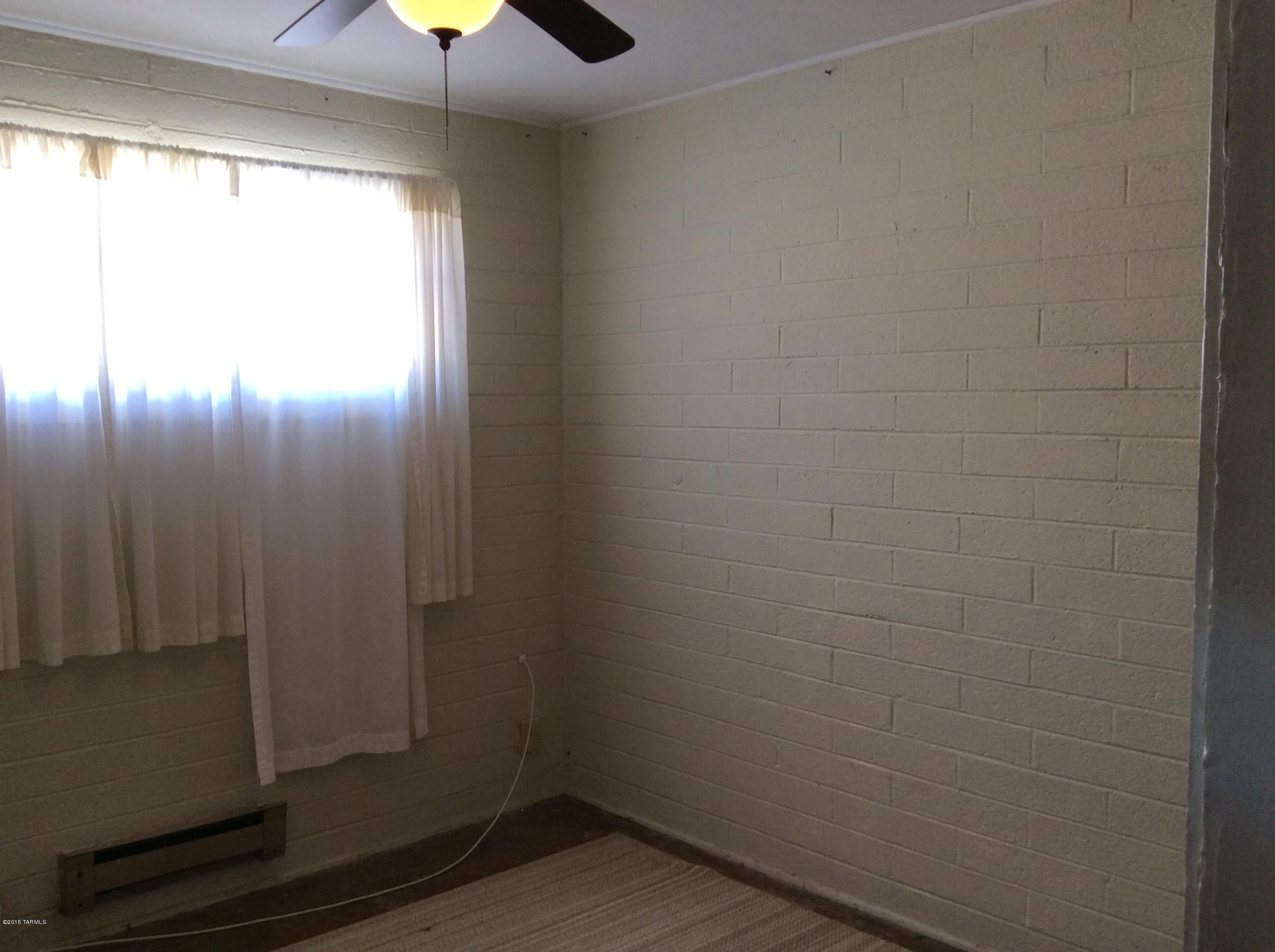 Mountain View Acre Farms - Residential Lease