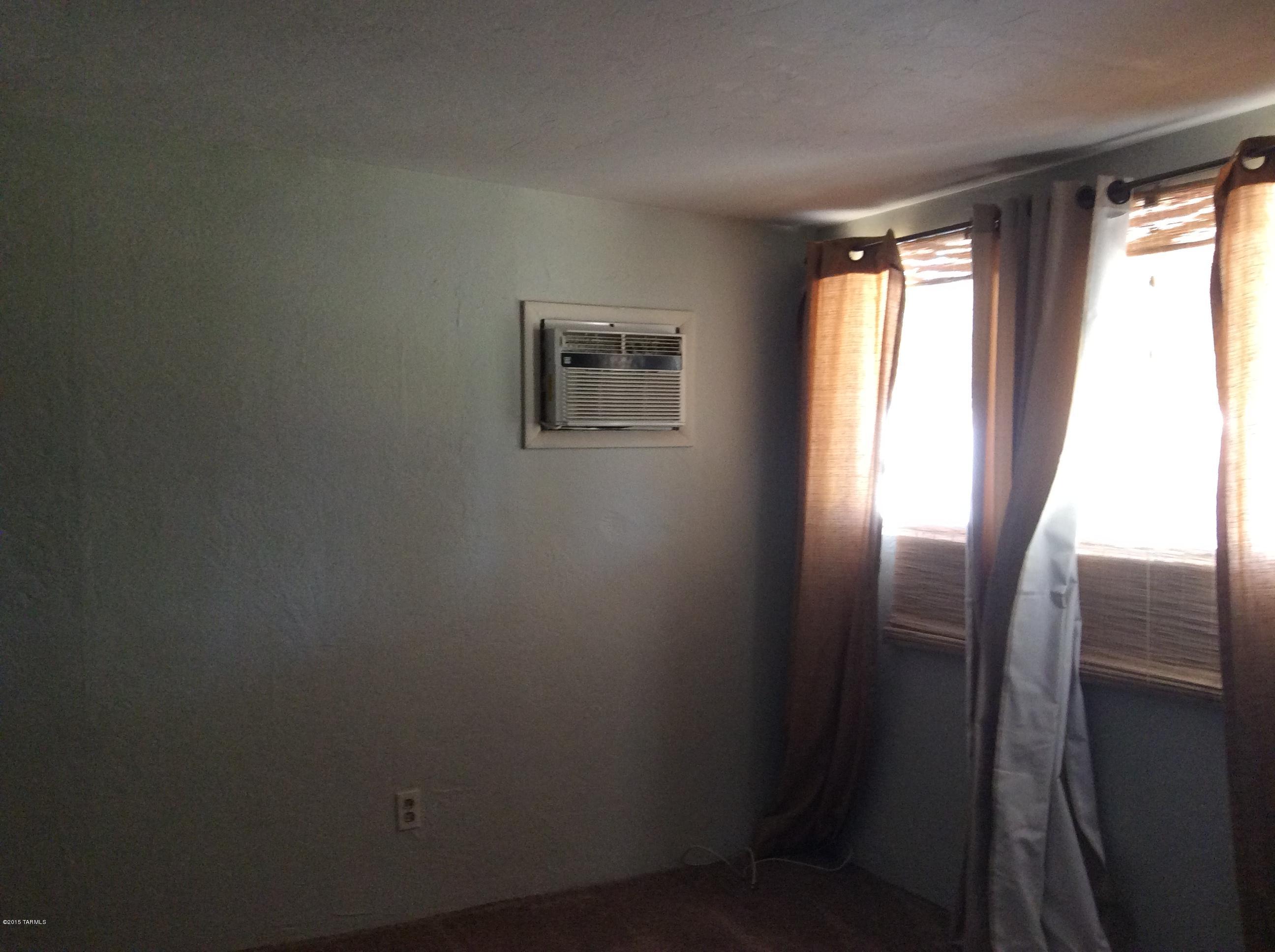 Mountain View Acre Farms - Residential Lease