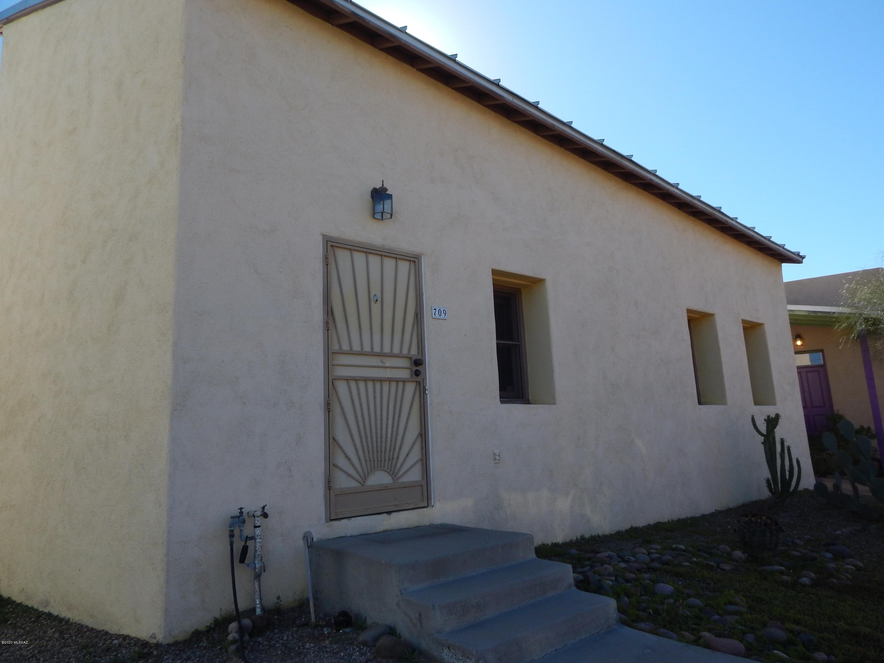 Unsubdivided - Residential Lease