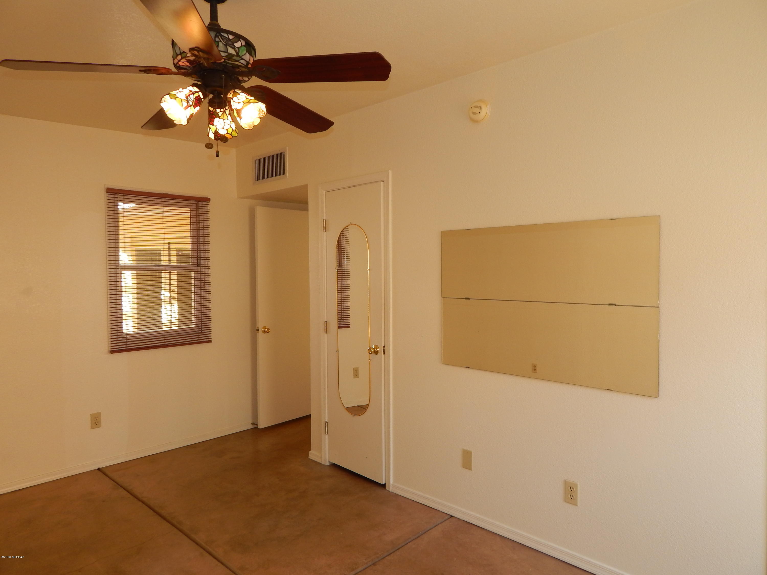 Unsubdivided - Residential Lease