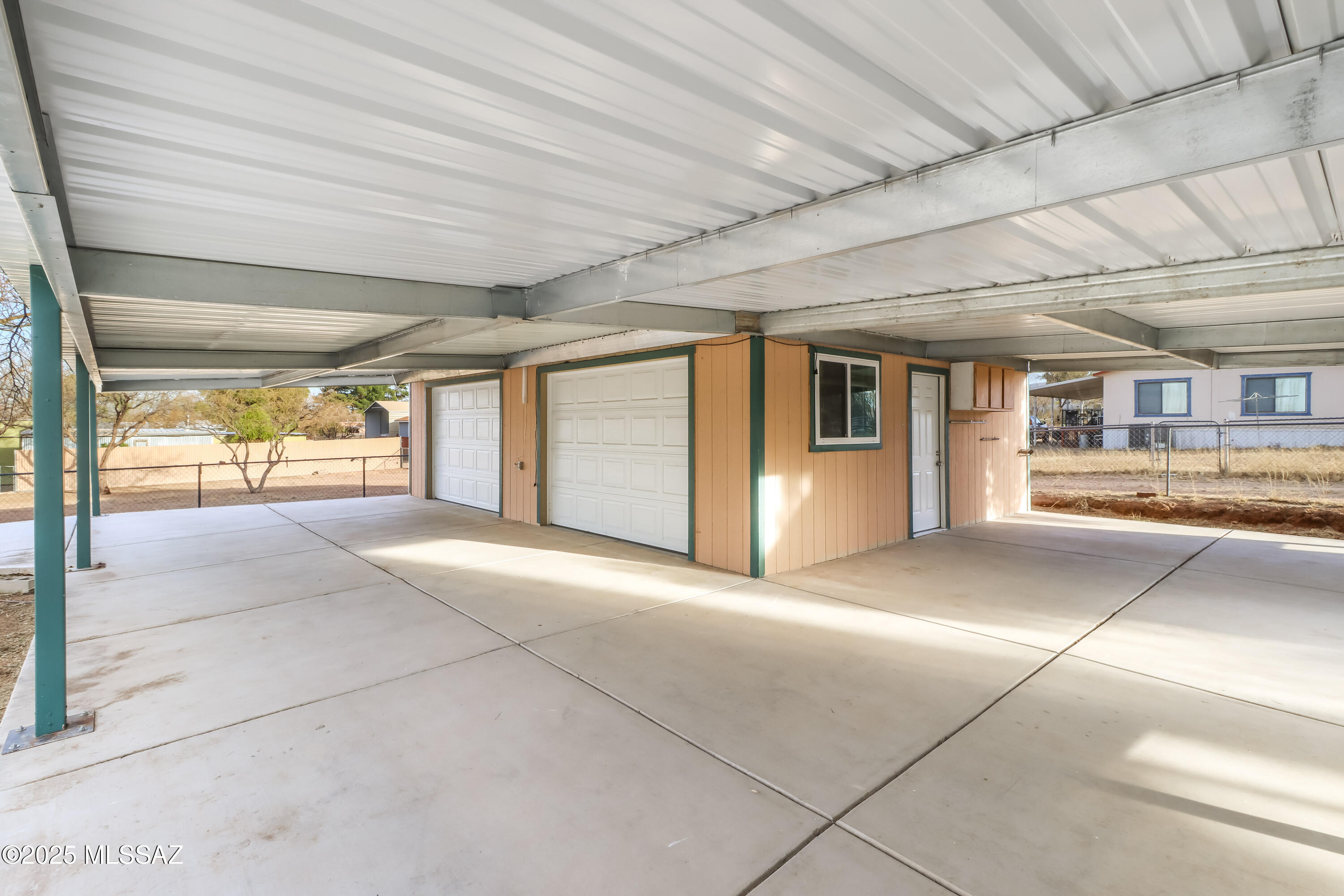 Mescal Lakes - Residential