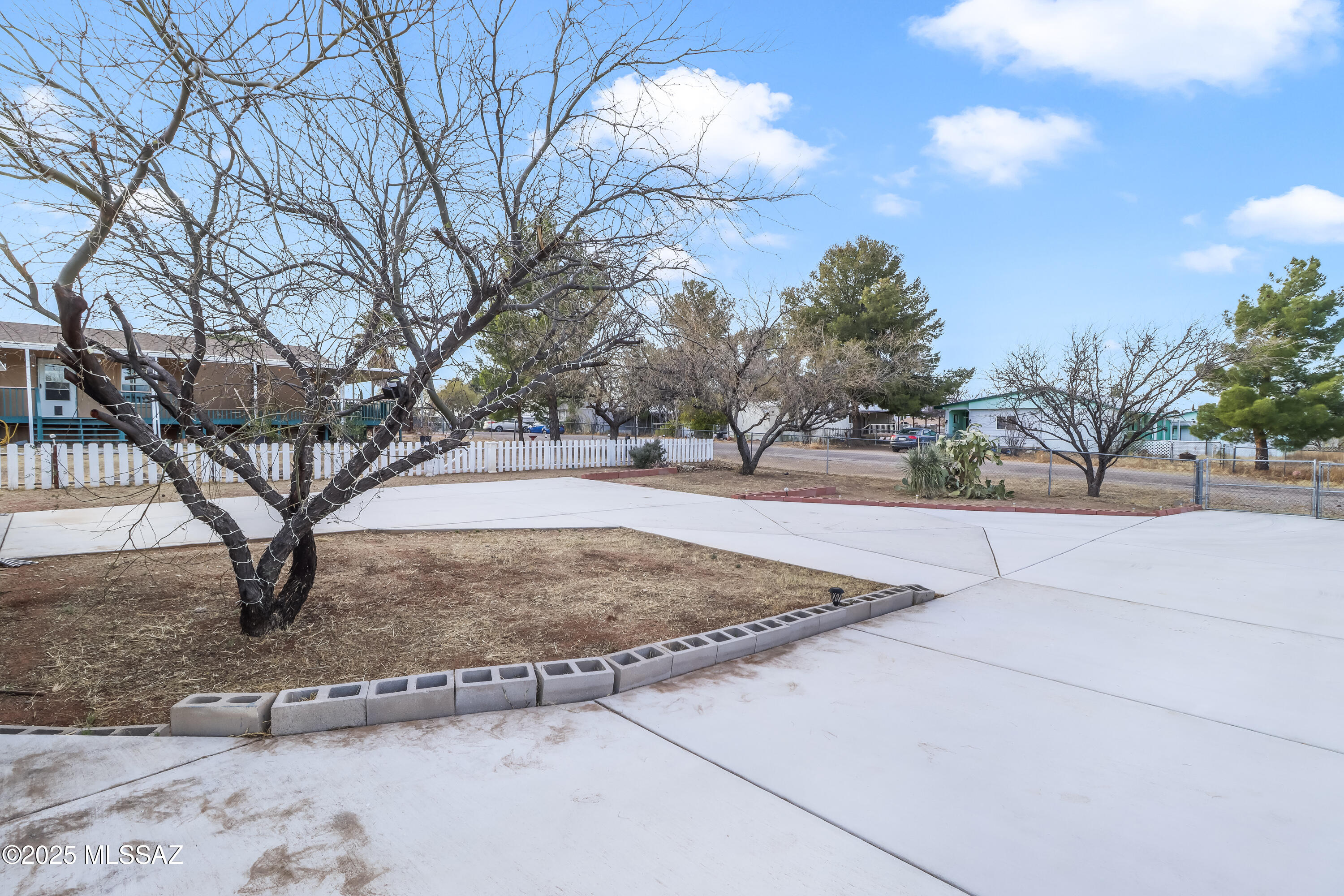 Mescal Lakes - Residential