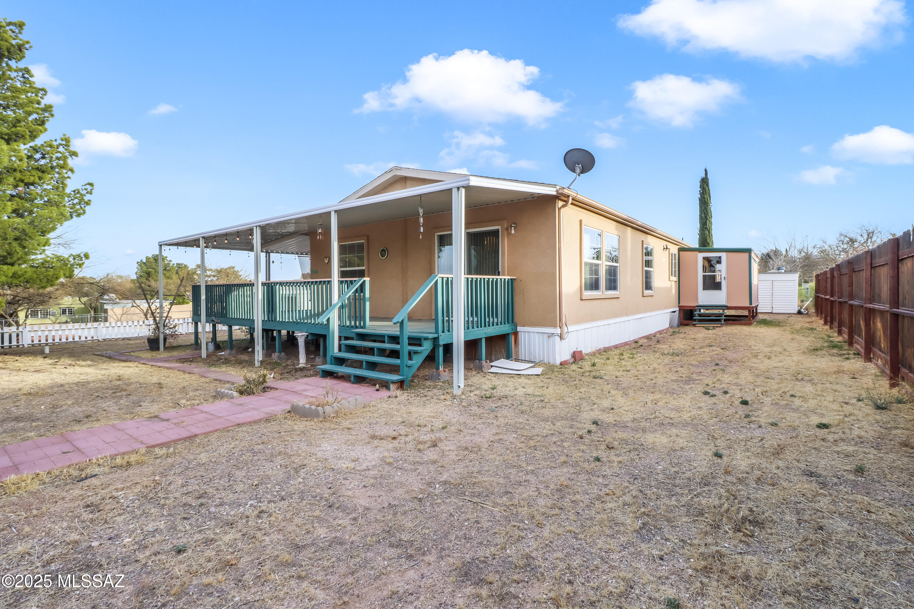 Mescal Lakes - Residential