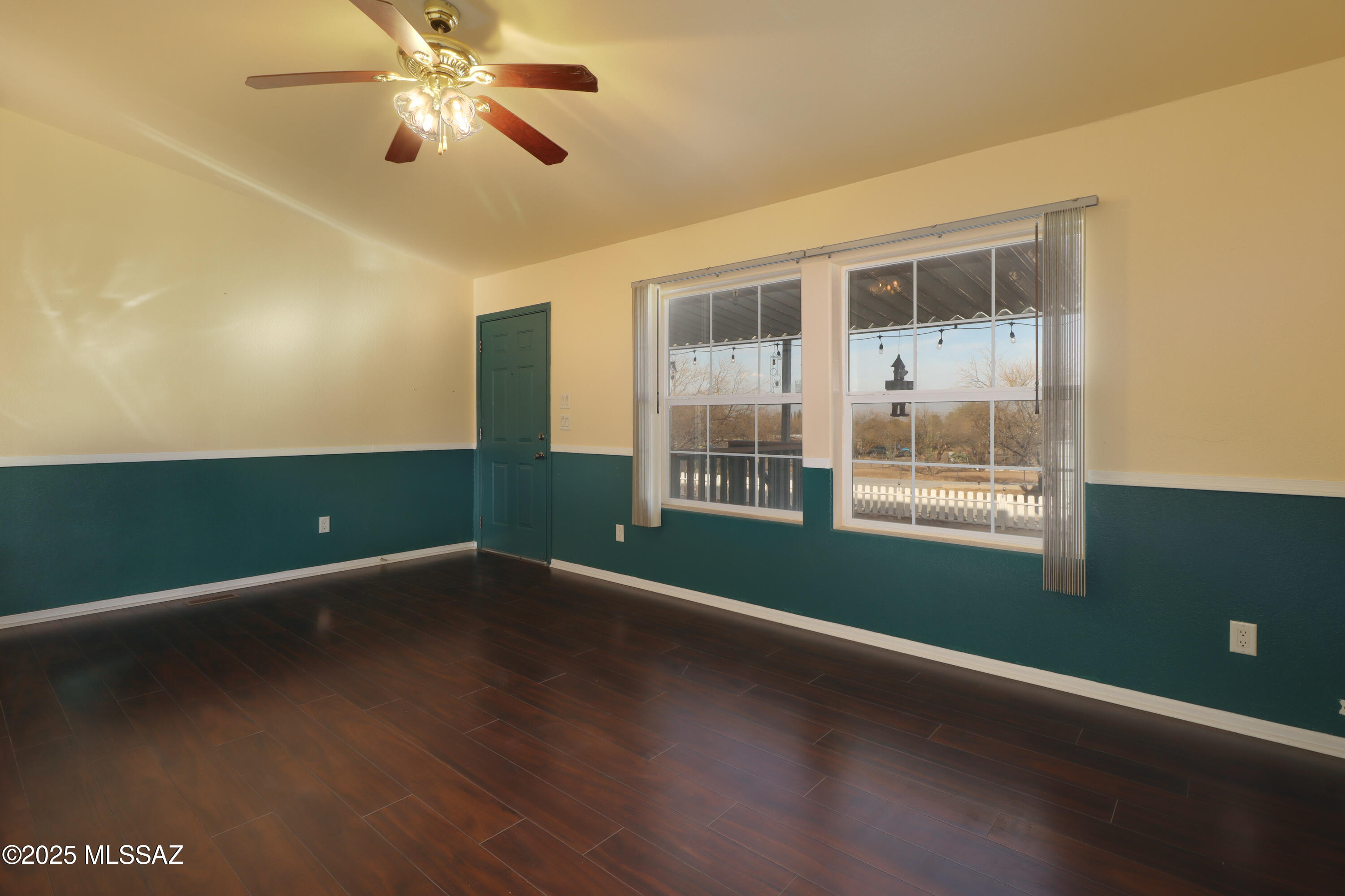 Mescal Lakes - Residential