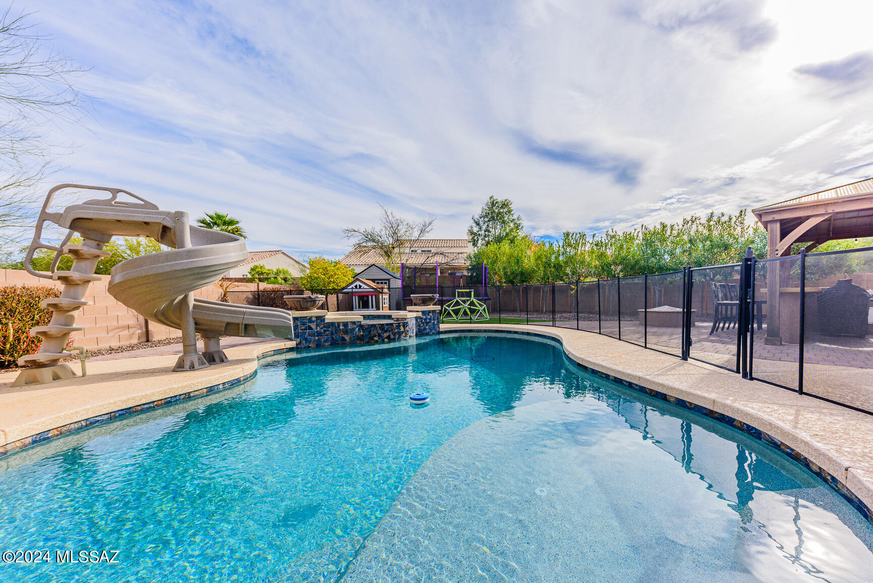 Linda Vista Heights SQ20161440591 - Residential