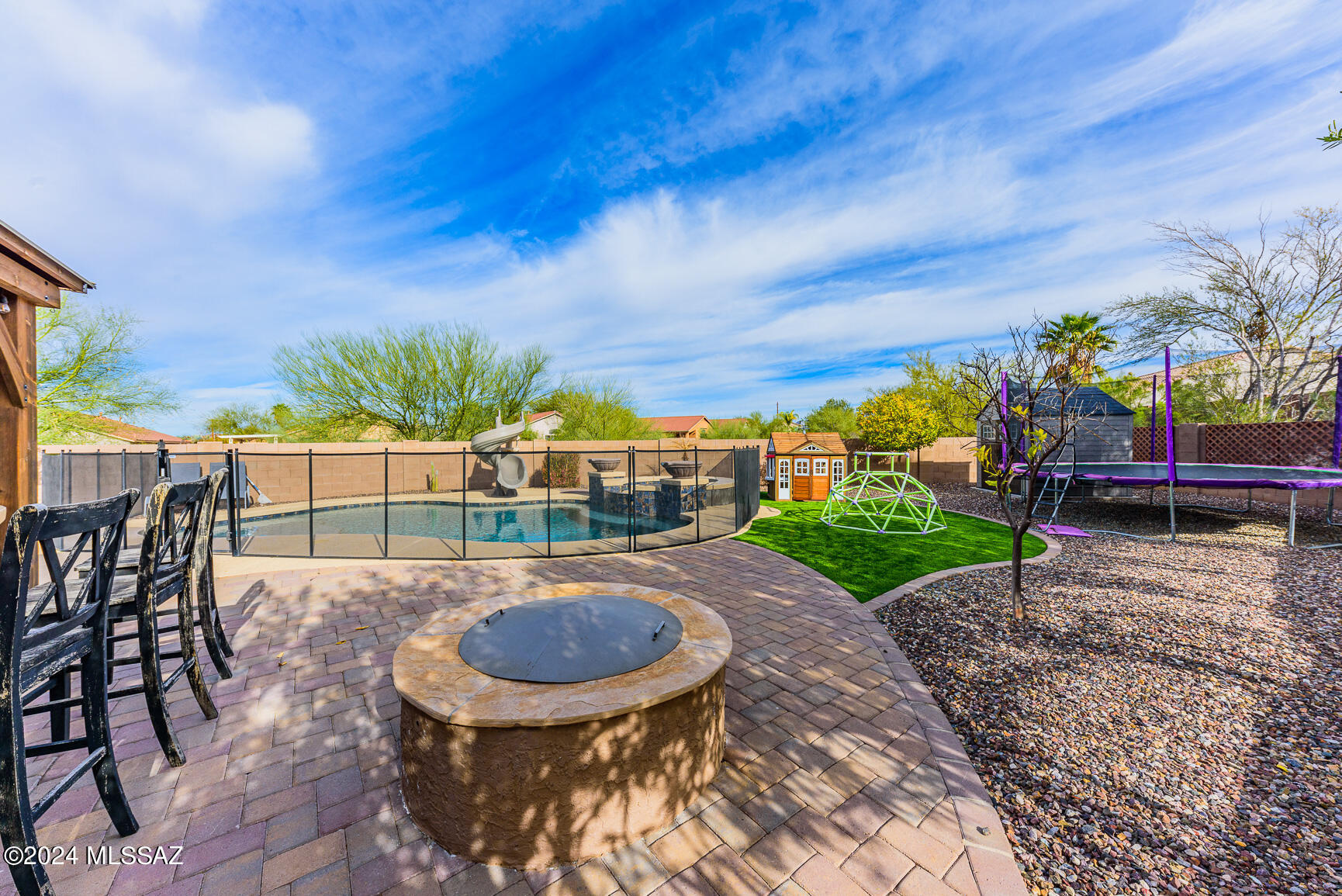 Linda Vista Heights SQ20161440591 - Residential